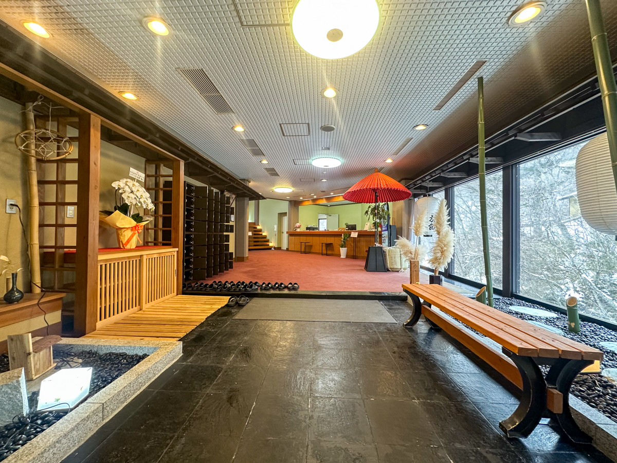 ［レストラン］