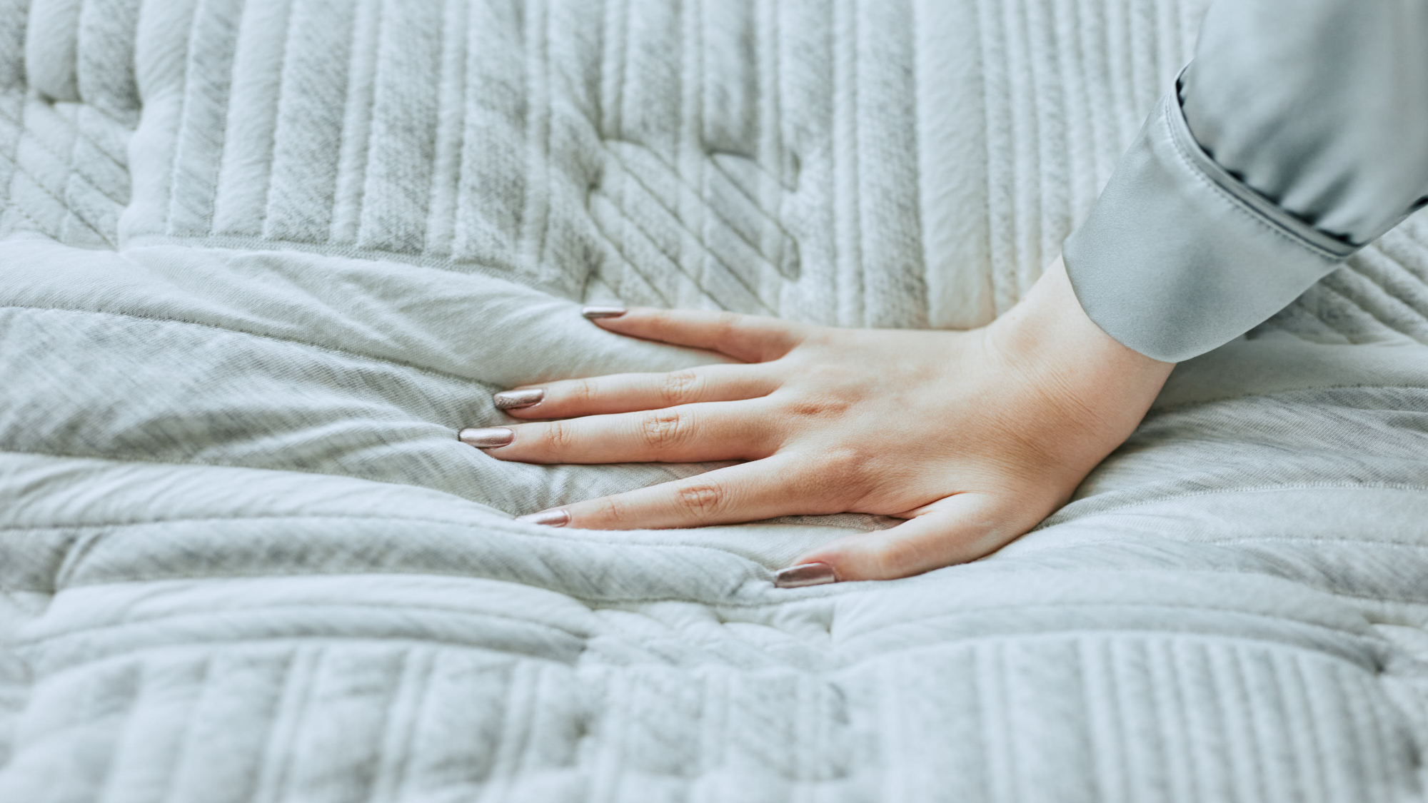 ～睡眠ととのいルーム～『NELLマットレス』