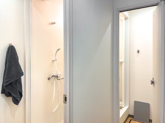 シャワールーム