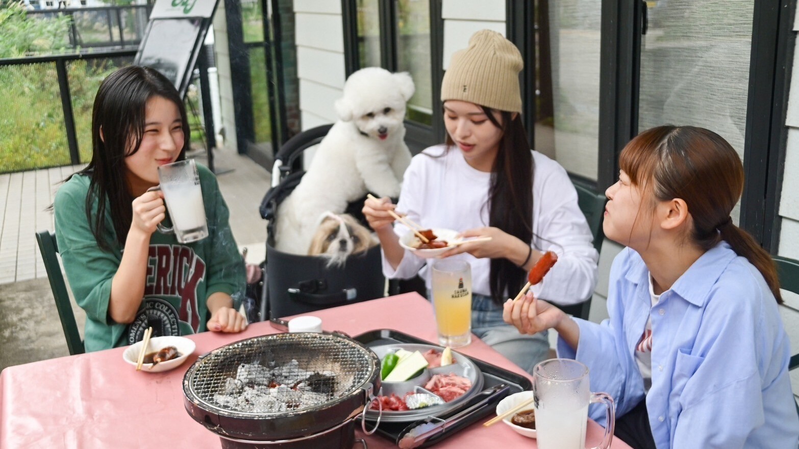 愛犬と一緒に楽しむ屋外BBQ 白山の自然と笑顔あふれるひととき