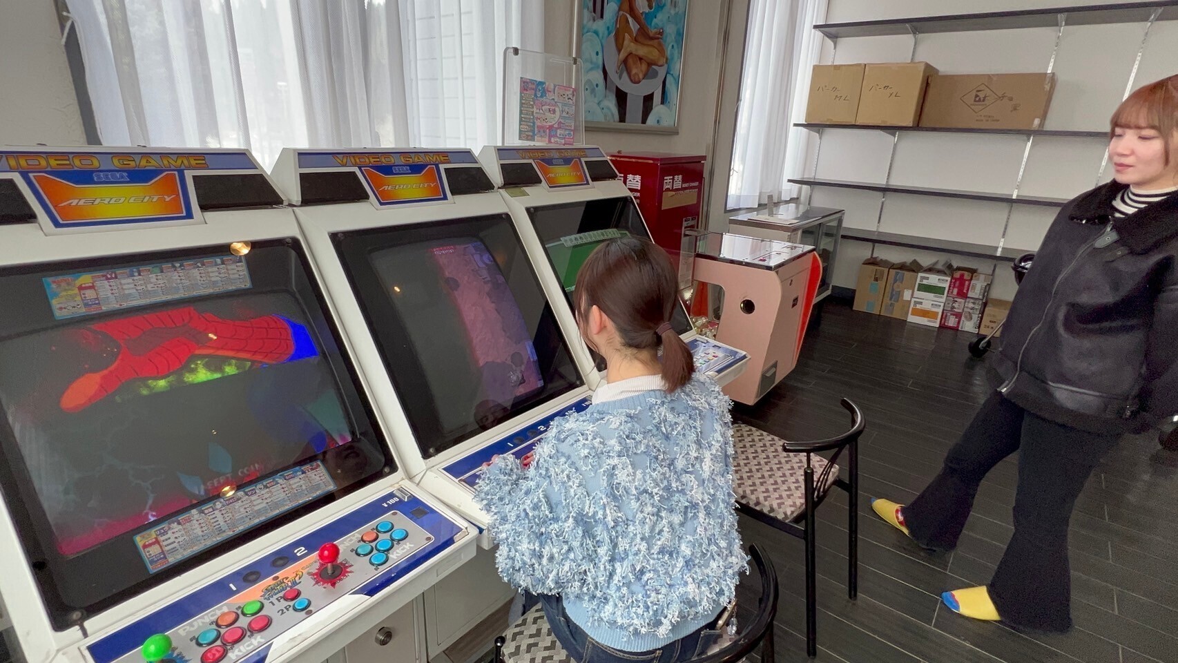 懐かしのゲーム台で大人も子どもも盛り上がる楽しい時間