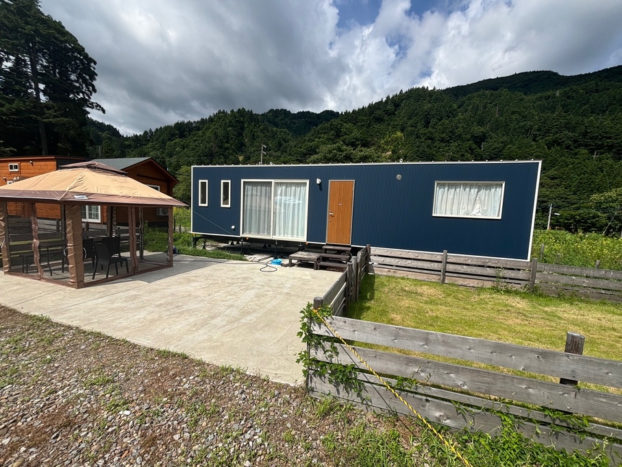 トレーラーハウス