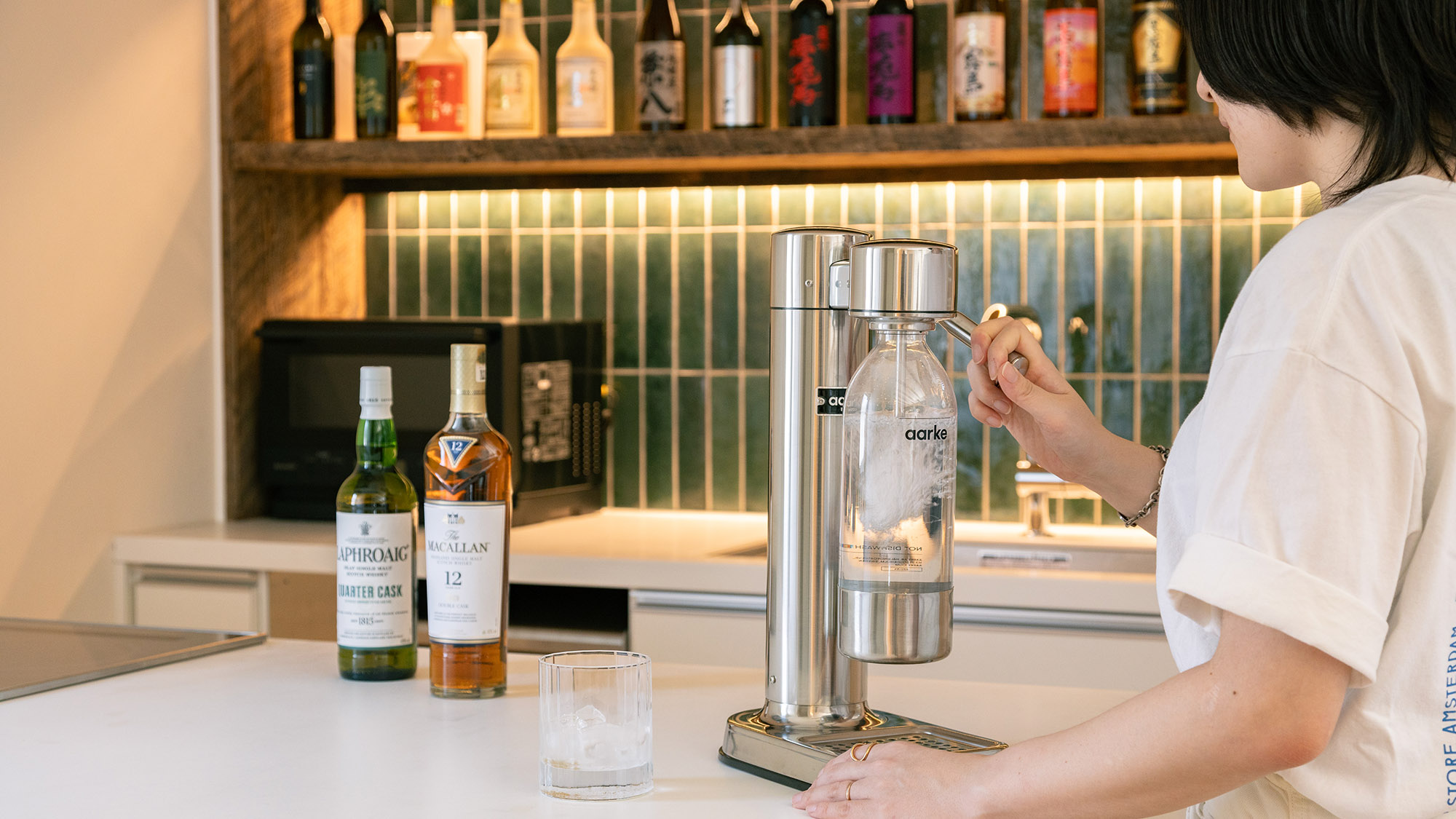 ・【siteB/キッチン】焼酎、ウィスキー、炭酸水メーカーのご用意がございます