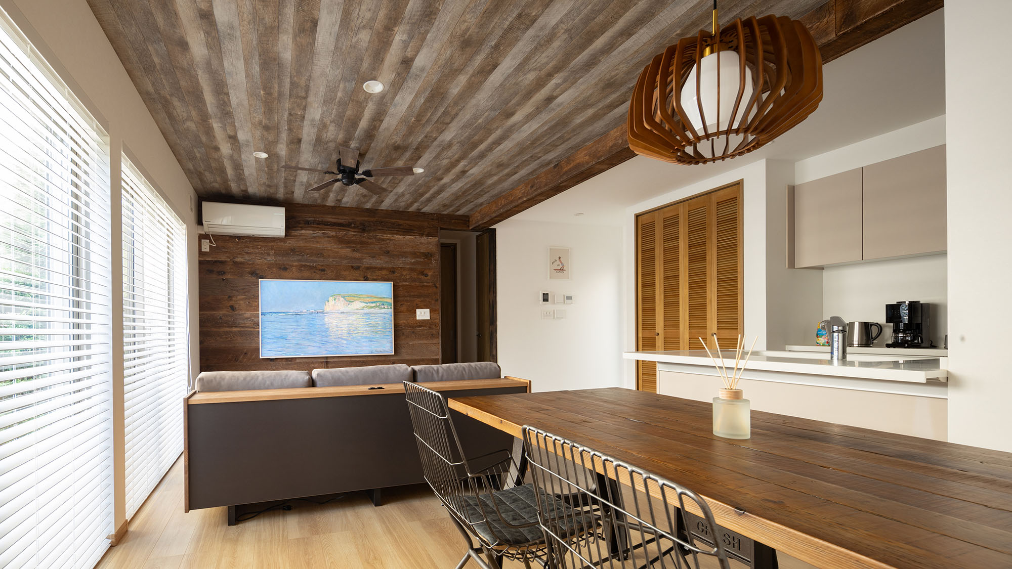 ・【siteA/ダイニング】まるで海外に暮らしているような大人の上質空間です