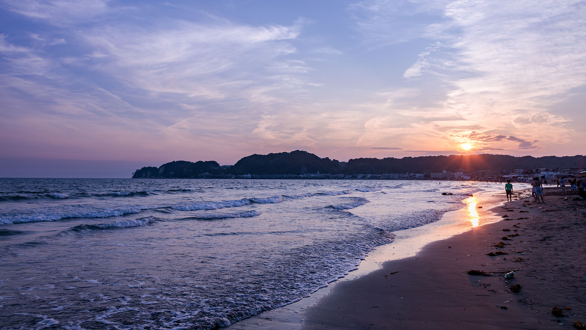 ・【周辺】材木座海水浴場まで徒歩3分、鎌倉駅からも徒歩18分。鎌倉散策にも便利です
