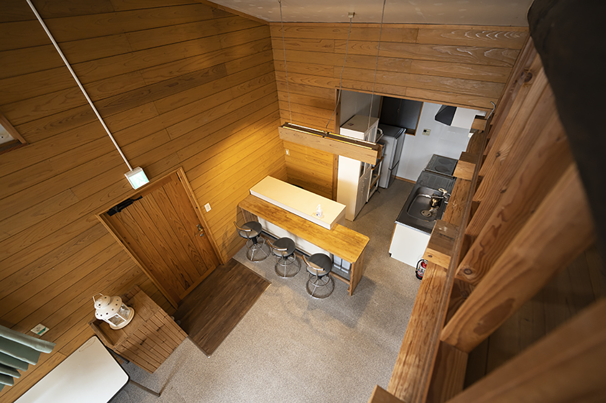 かわせみ：ロフトからリビング