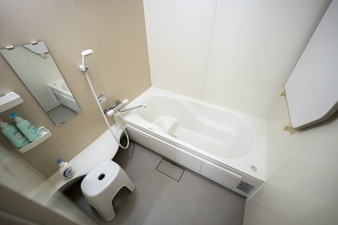 かわせみ：浴室