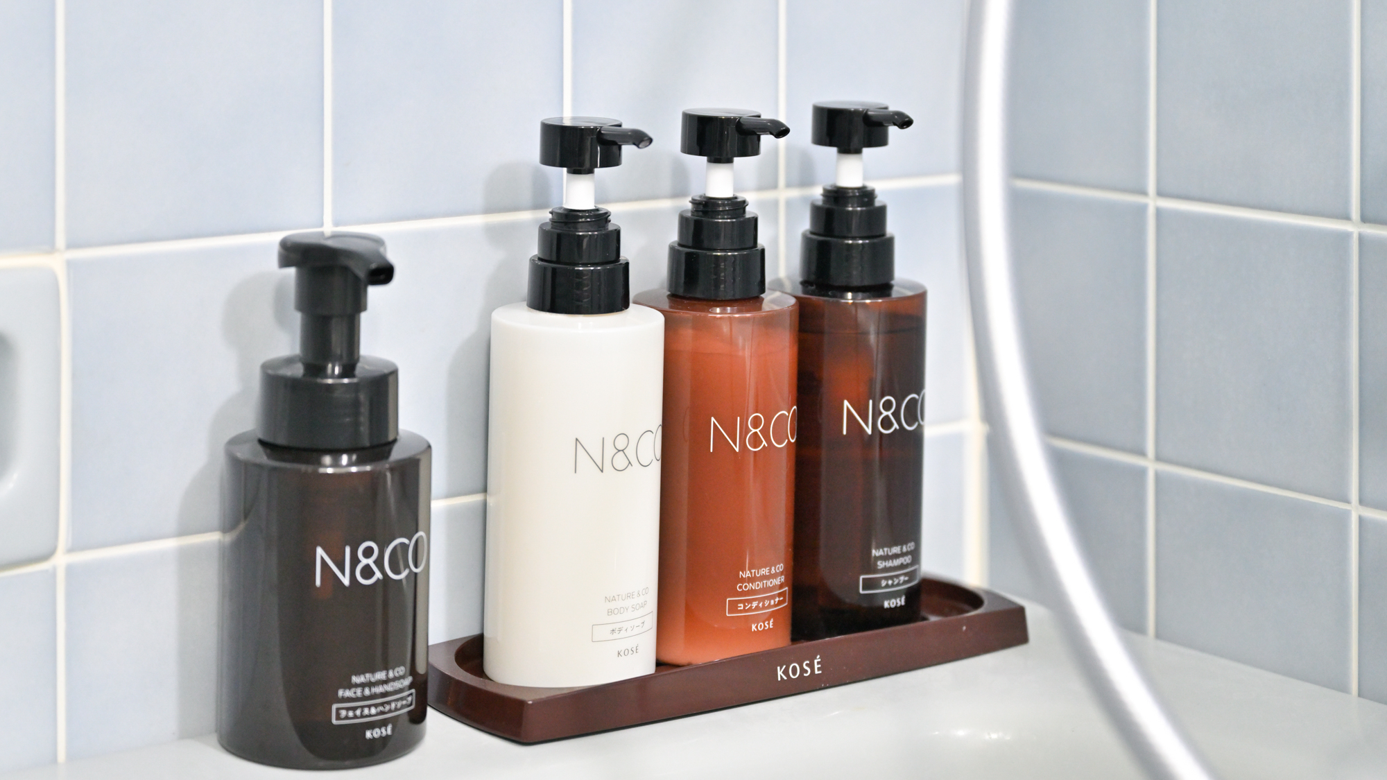 【洋モダン洋室】 37平米