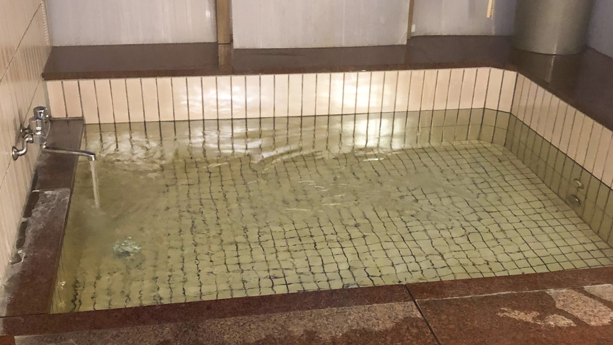 【素泊まり】石打丸山スキー場まで徒歩約3分の素泊まり宿！大浴場は24時間入浴OK