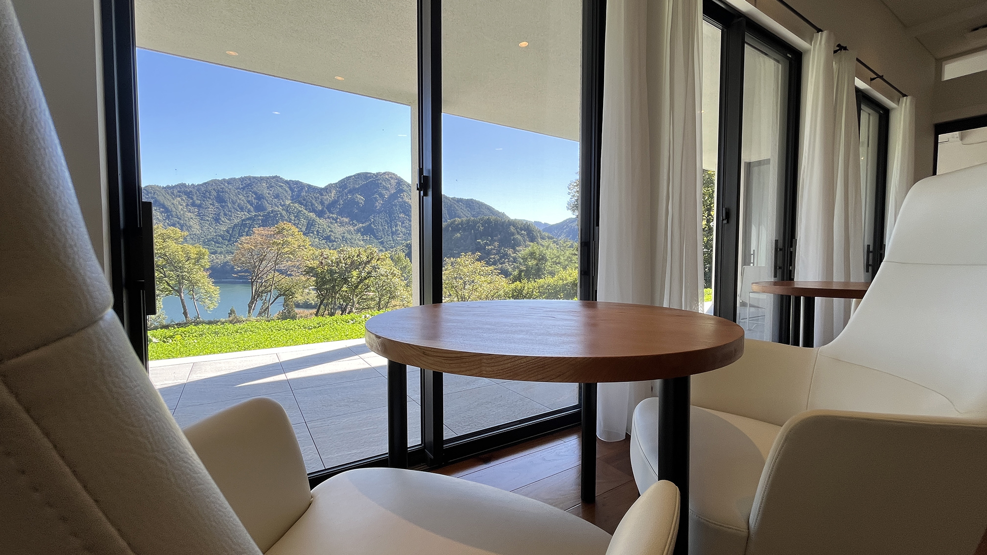 ラウンジ-お食事用のスペース 