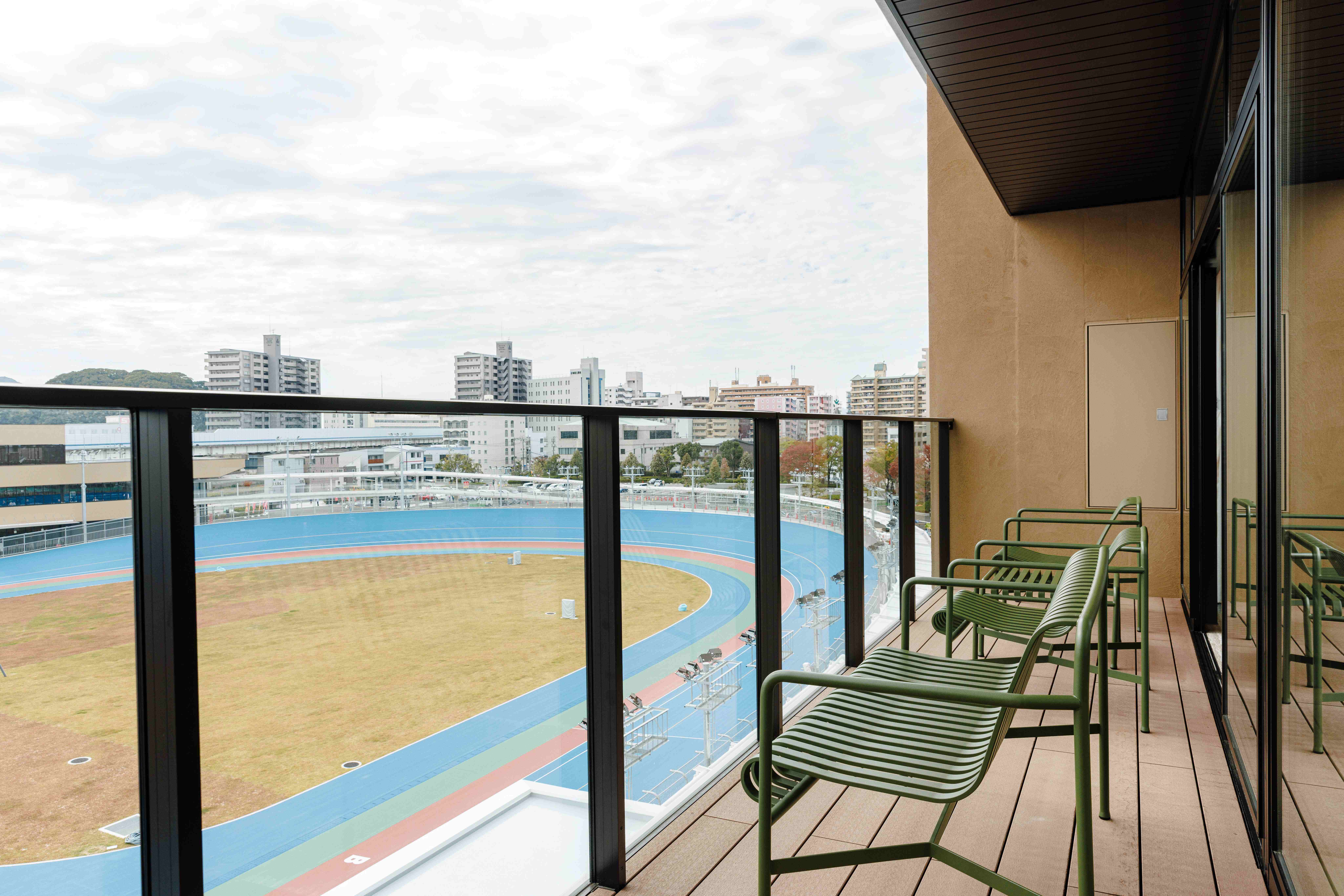 オーバルスイートテラス