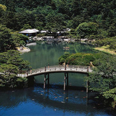 栗林公園（りつりんこうえん）、偃月橋