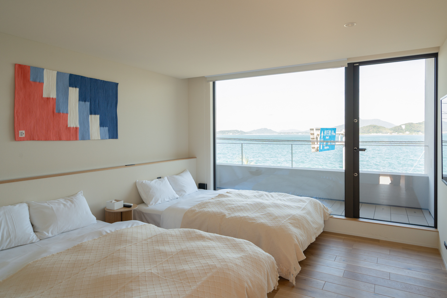 2階ベッドルーム2