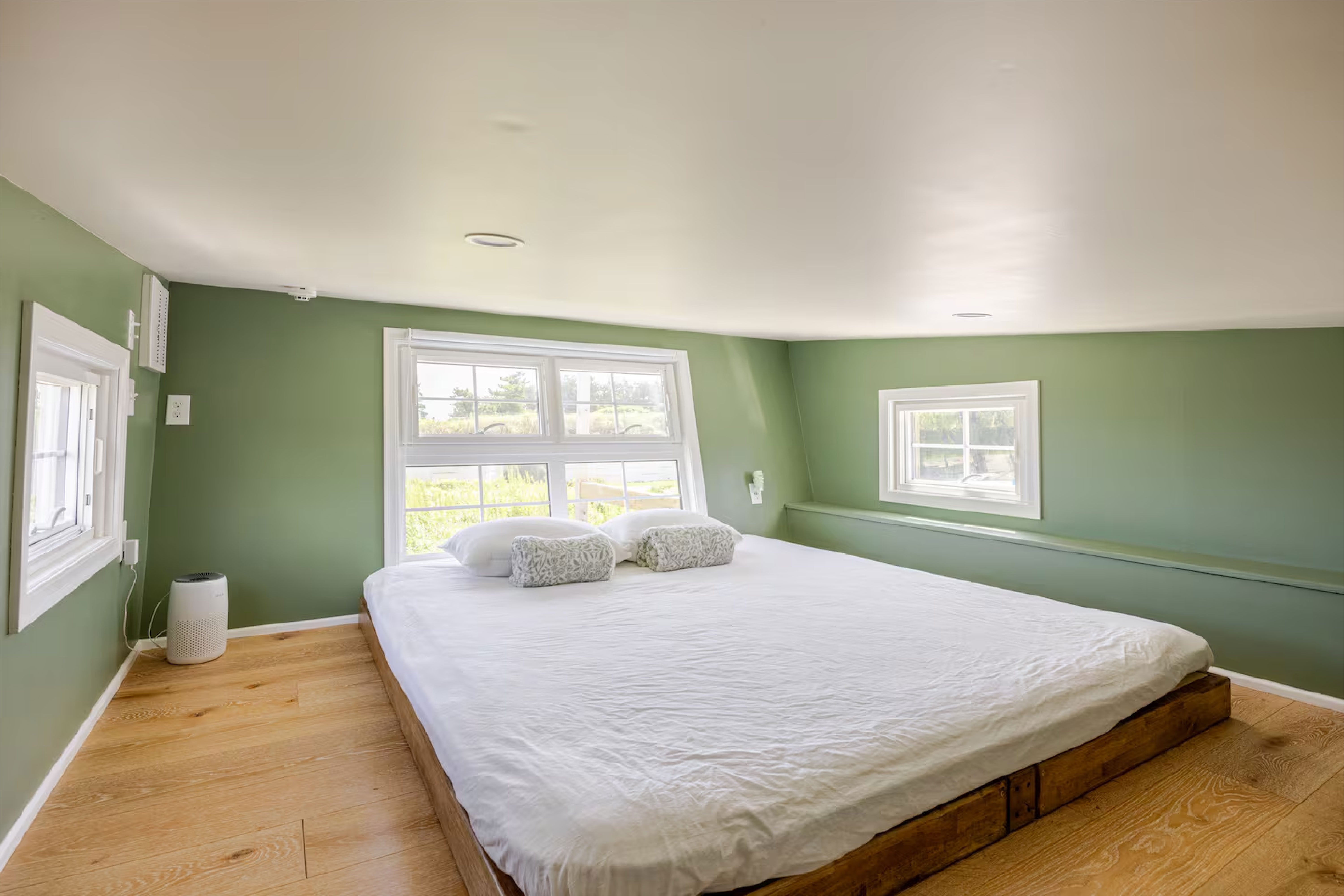 キングサイズベッド1台（sealy）