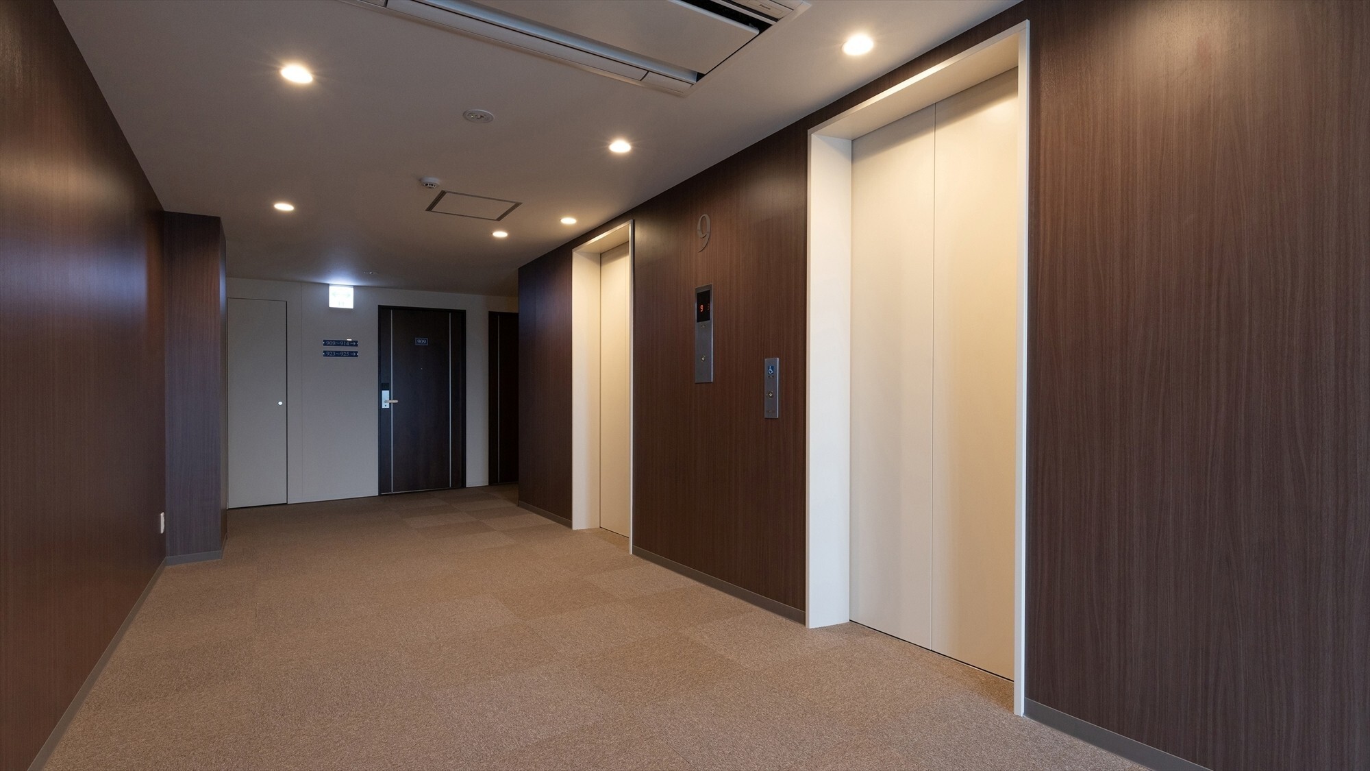 エレベーターホール