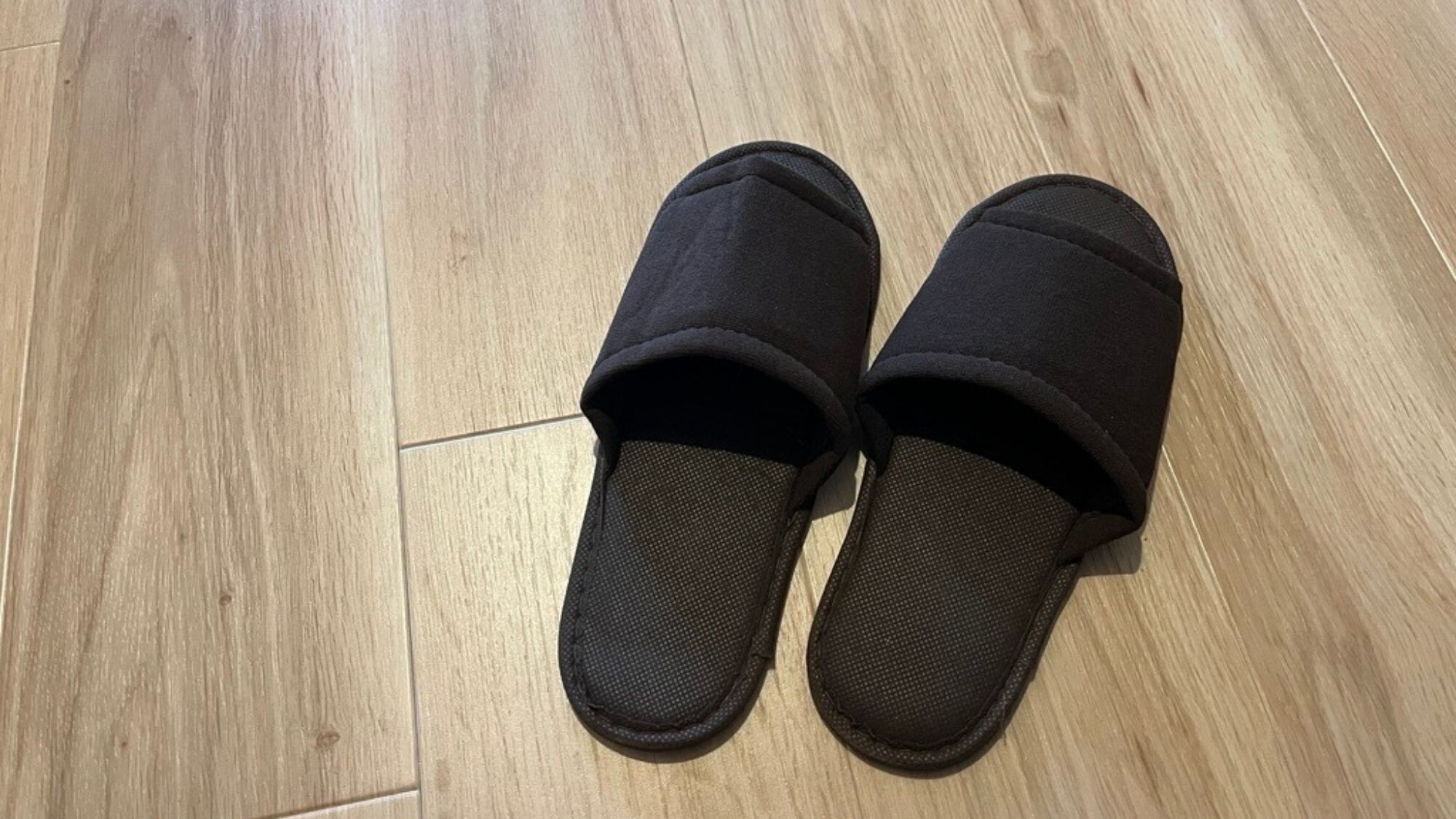 客室スリッパ