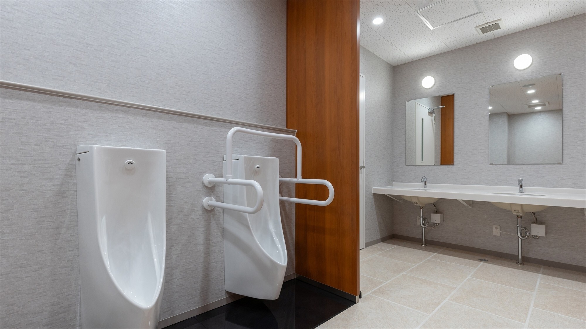 男性用レストルーム