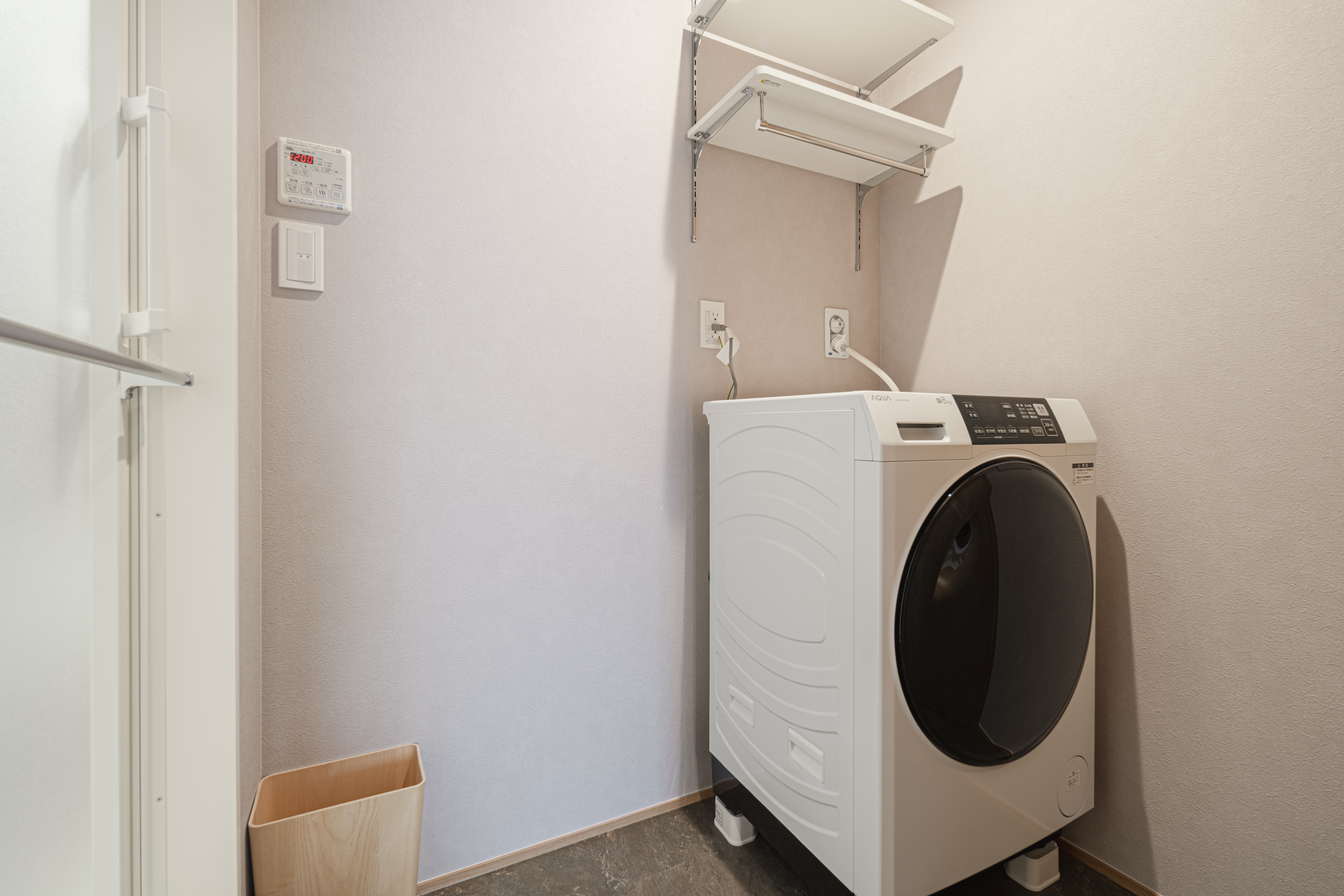 デラックスフォース　洗濯機