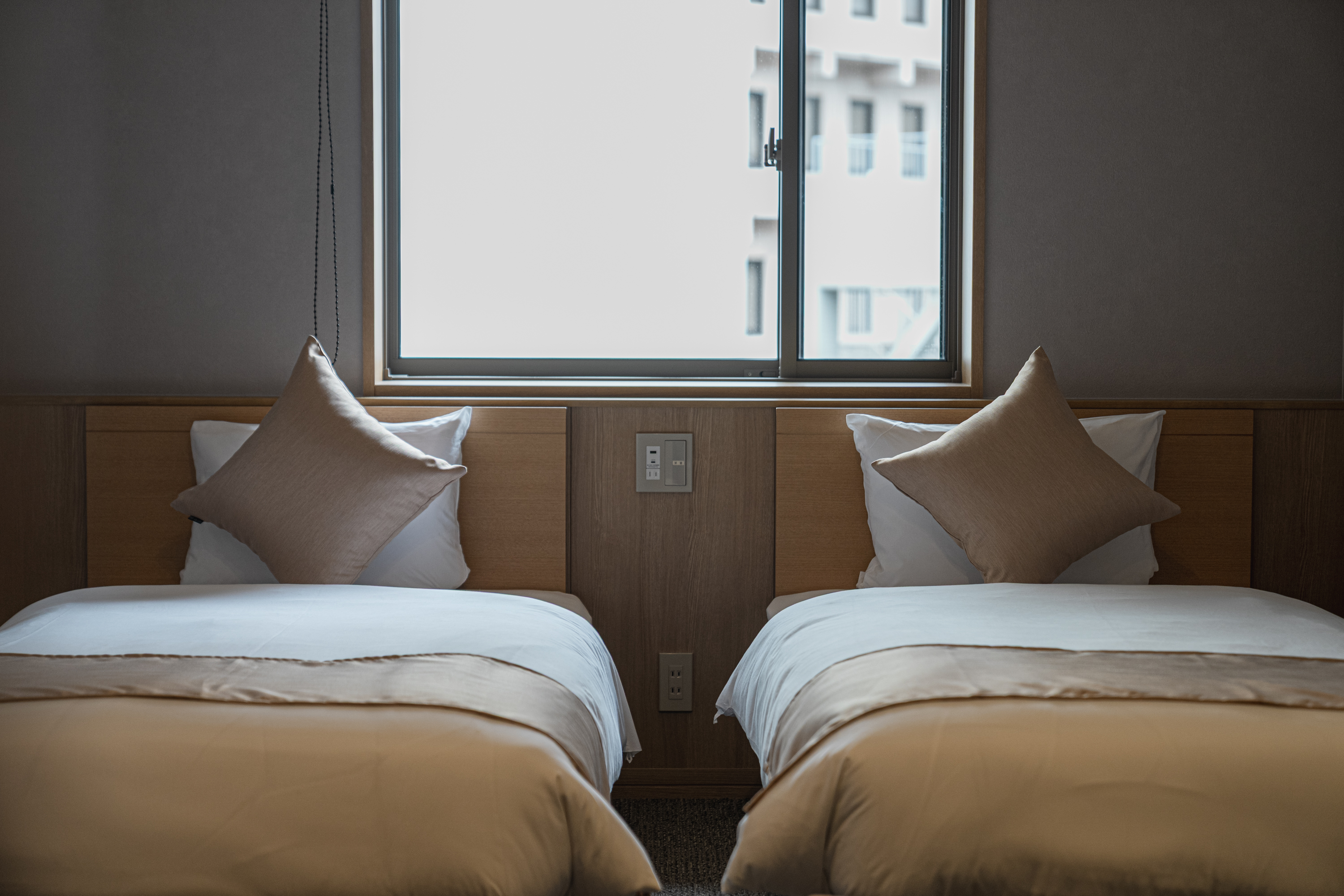 スタンダードツイン　ベッド