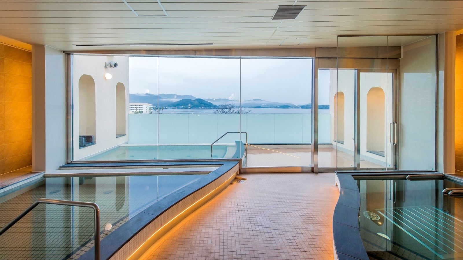 スパ温浴施設【the spa】