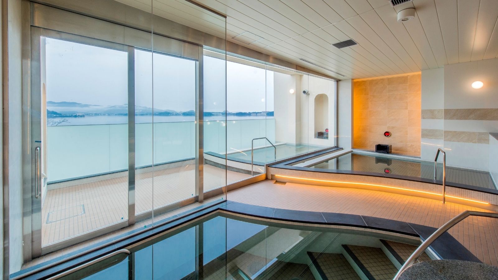 スパ温浴施設【the spa】