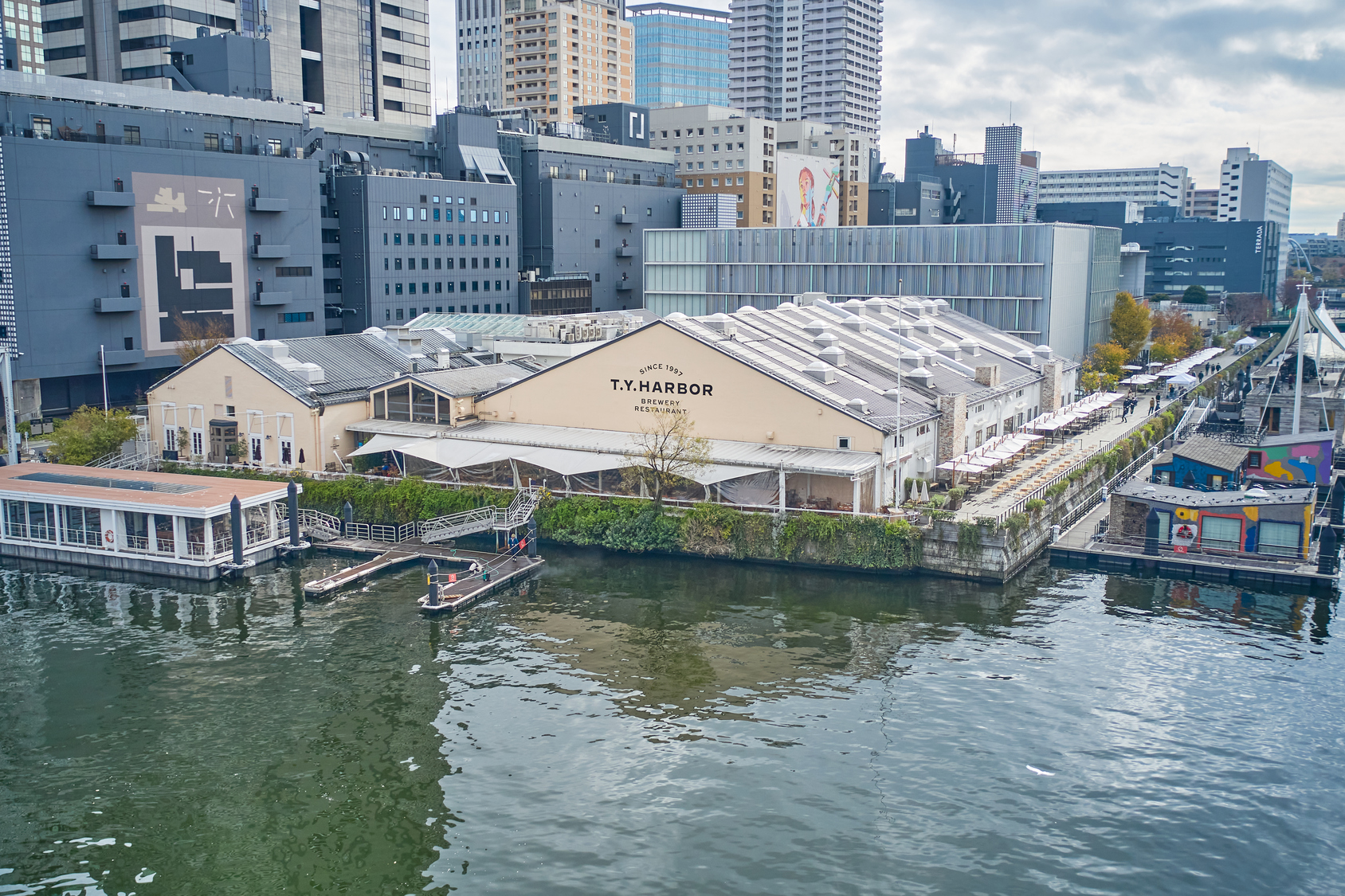 [周辺スポット］T.Y.HARBOR