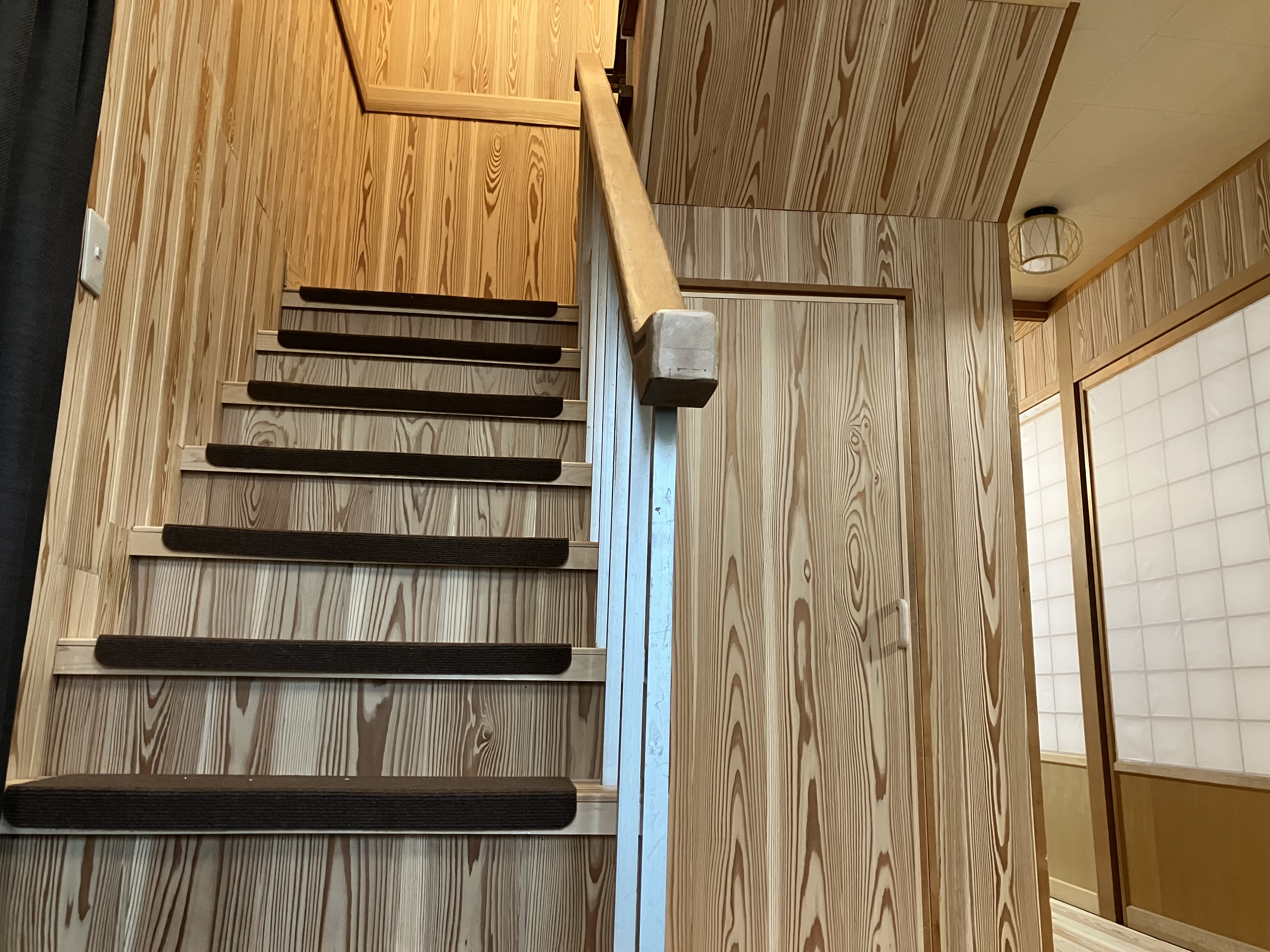 「すらぶやーexcellent」階段