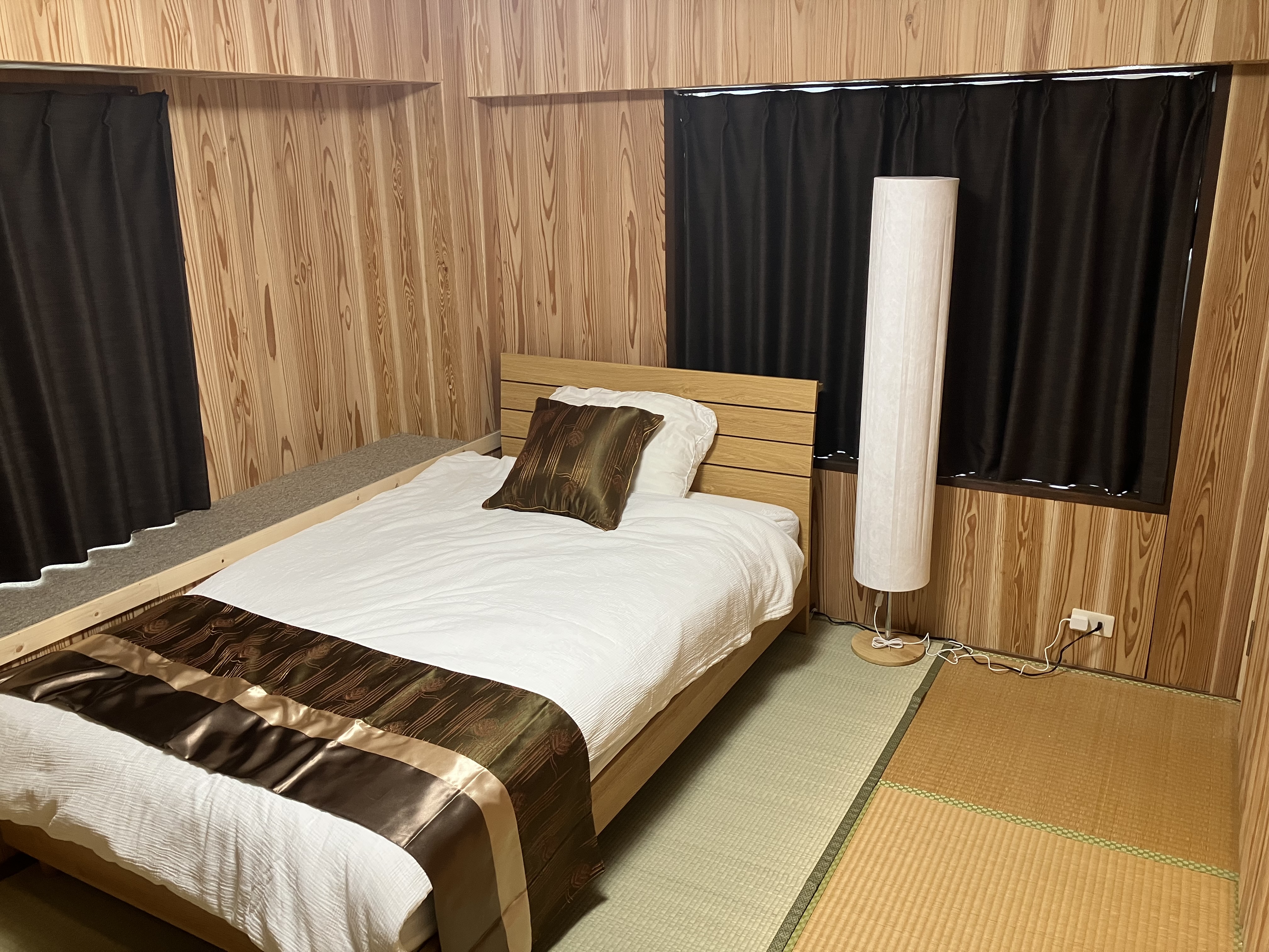 「すらぶやーexcellent」2階多良間の部屋