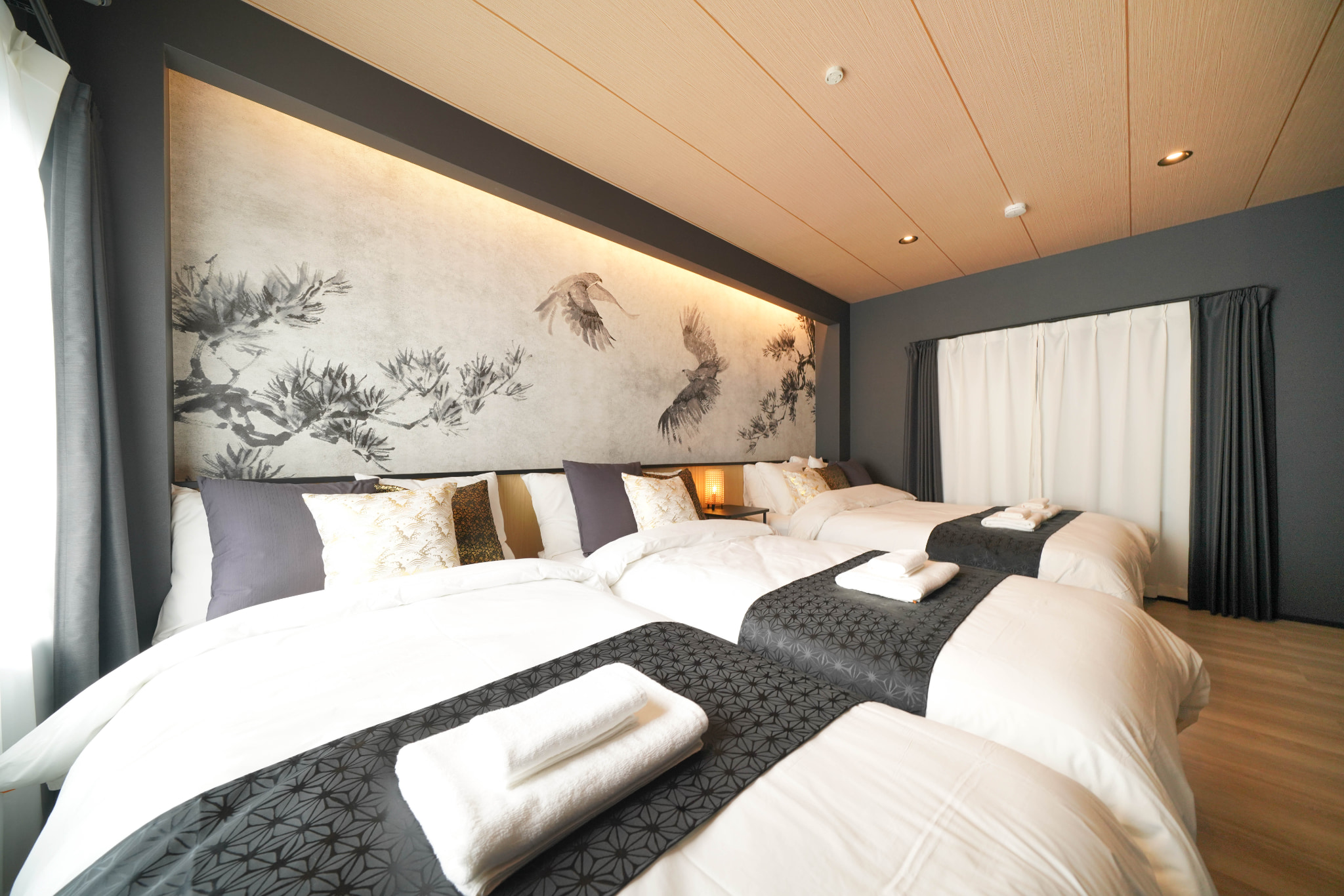 LinksHotel上野　301号室　ベッドルーム