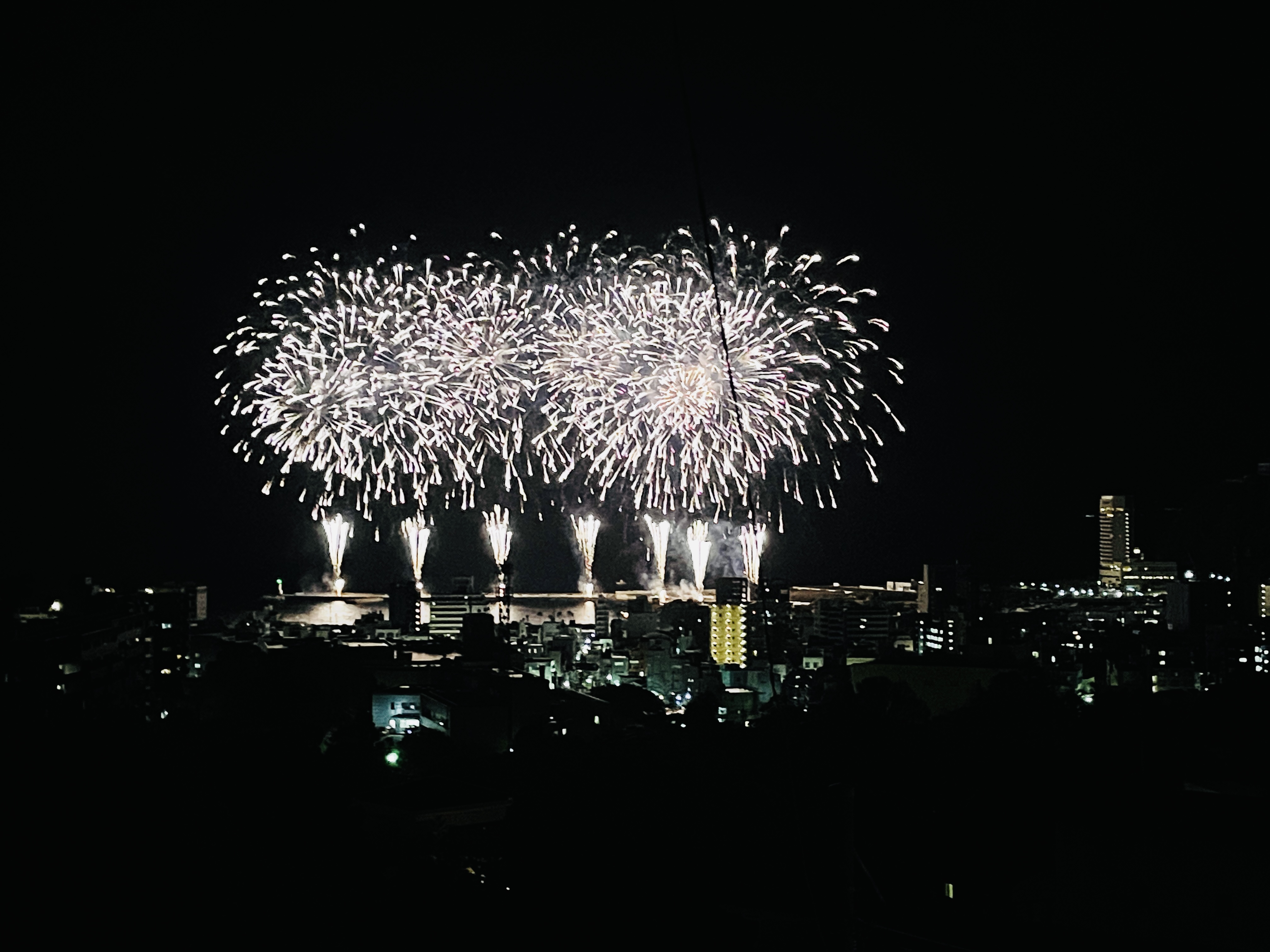 当館近くから見る花火