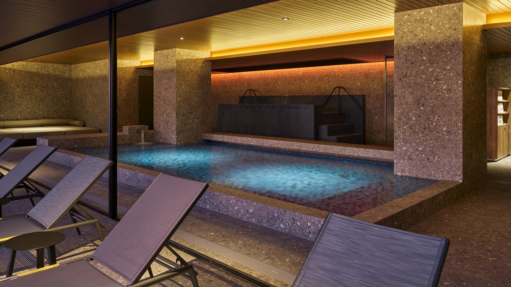 館内サーマルスパ6:00ー24:00　宿泊者無料