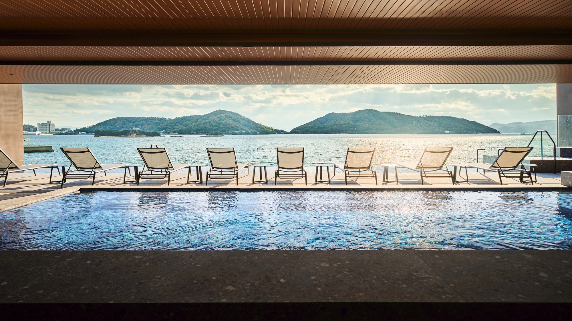 館内サーマルスパ6:00ー24:00　宿泊者無料