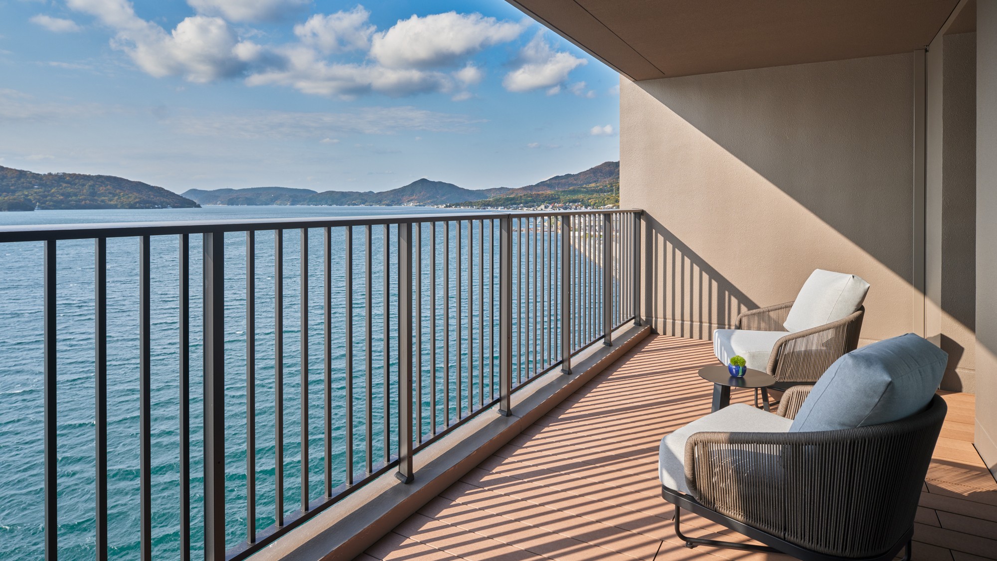 ツインオーシャンビュー（WEST棟）2