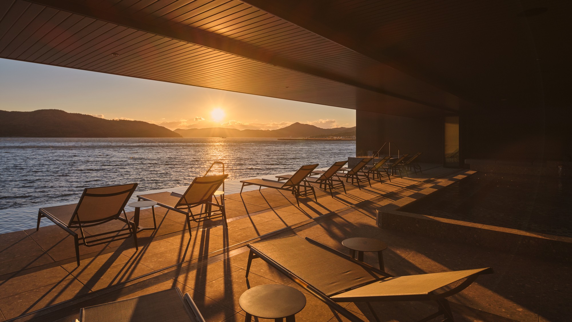 館内サーマルスパ6:00ー24:00　宿泊者無料