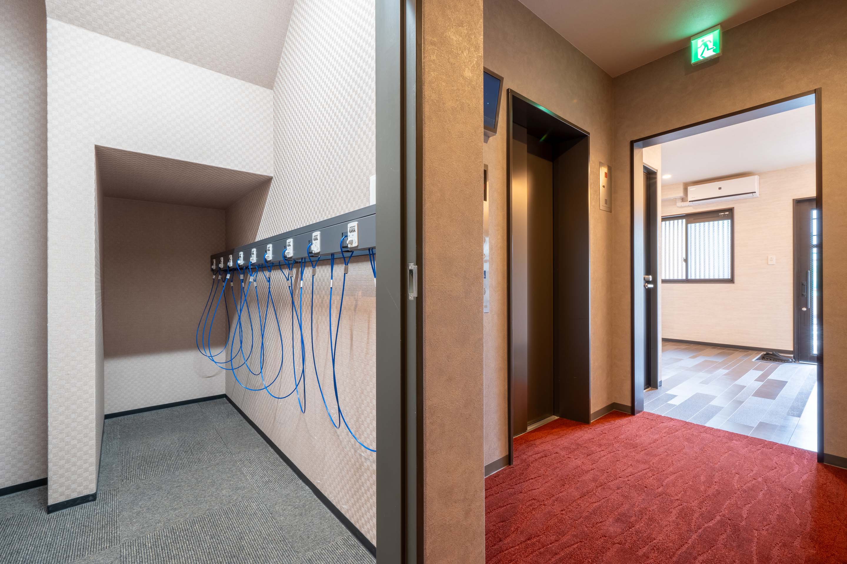 ロッカールーム