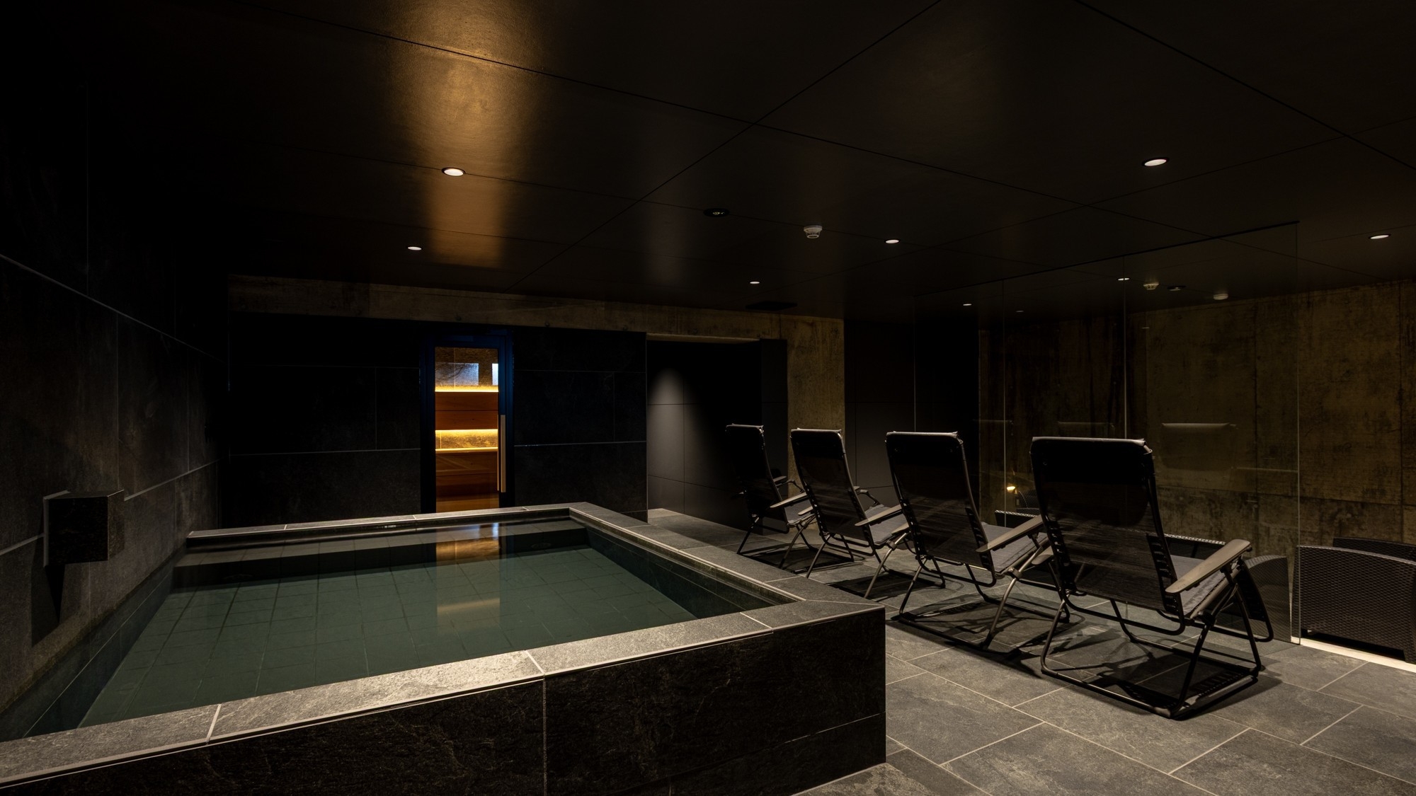 ＜素泊り＞アートと静けさに包まれる極上の「ととのう」一夜