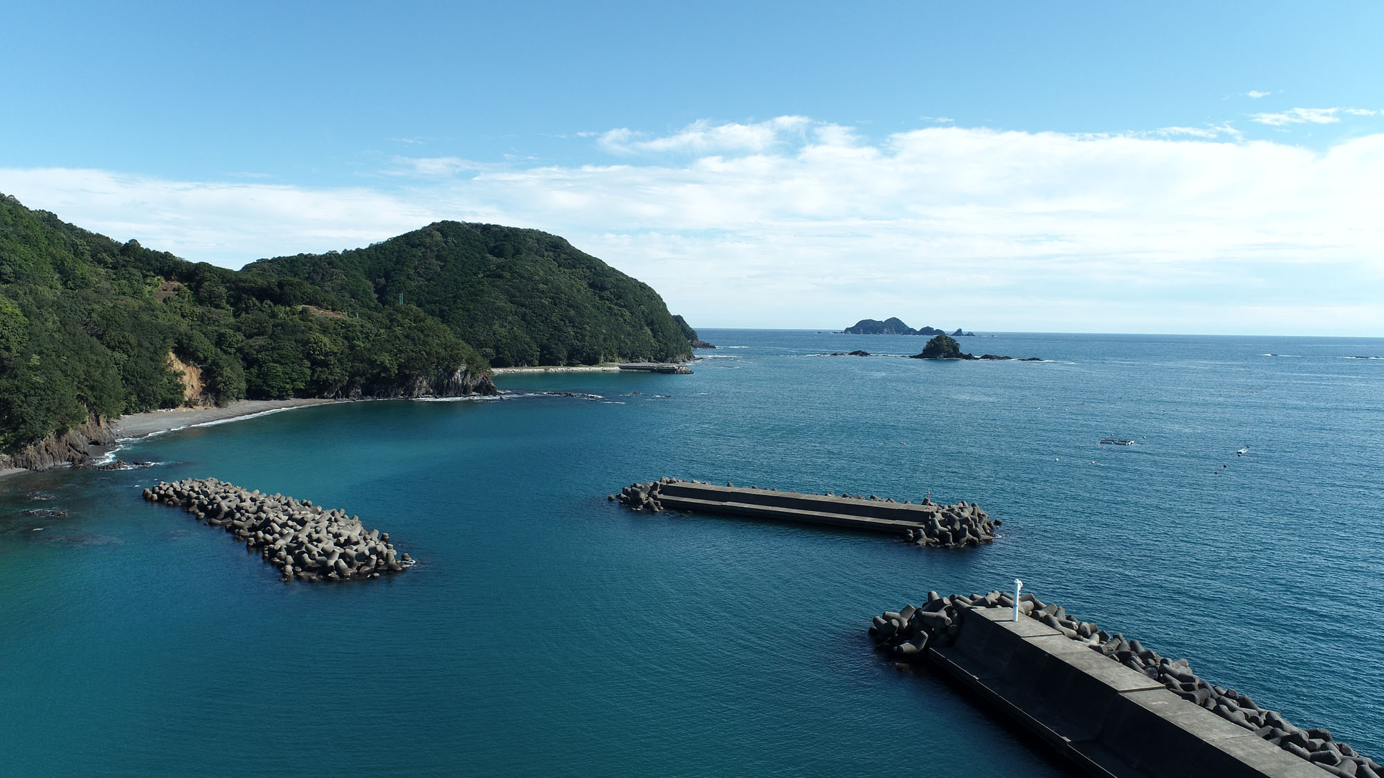 【周辺】目の前には海が広がっています