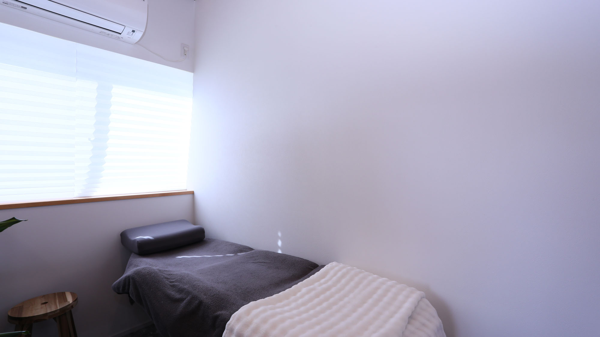 【美容室Rave】宿に併設、ヘアーカット・まつエクもできます