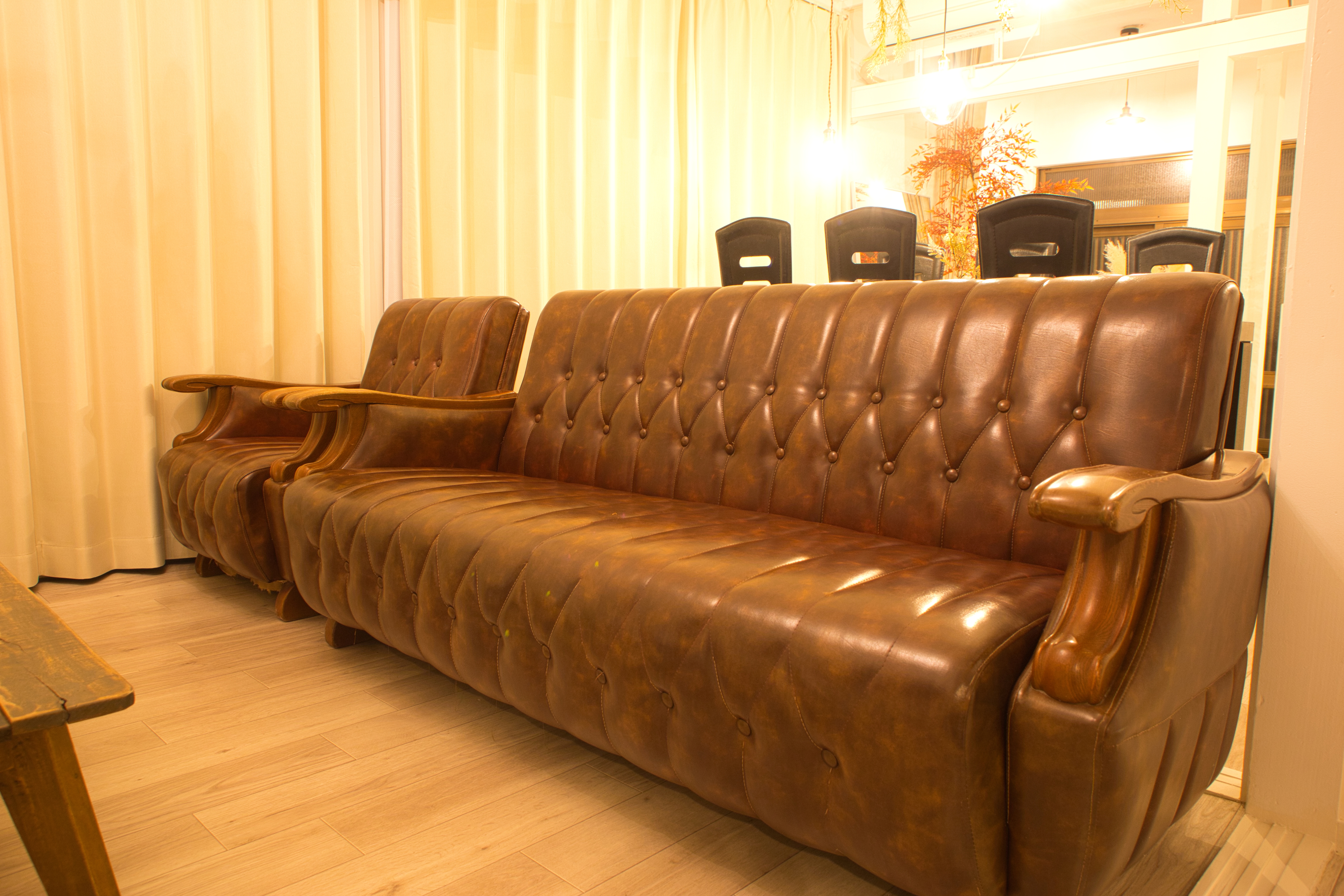 4人掛けソファー