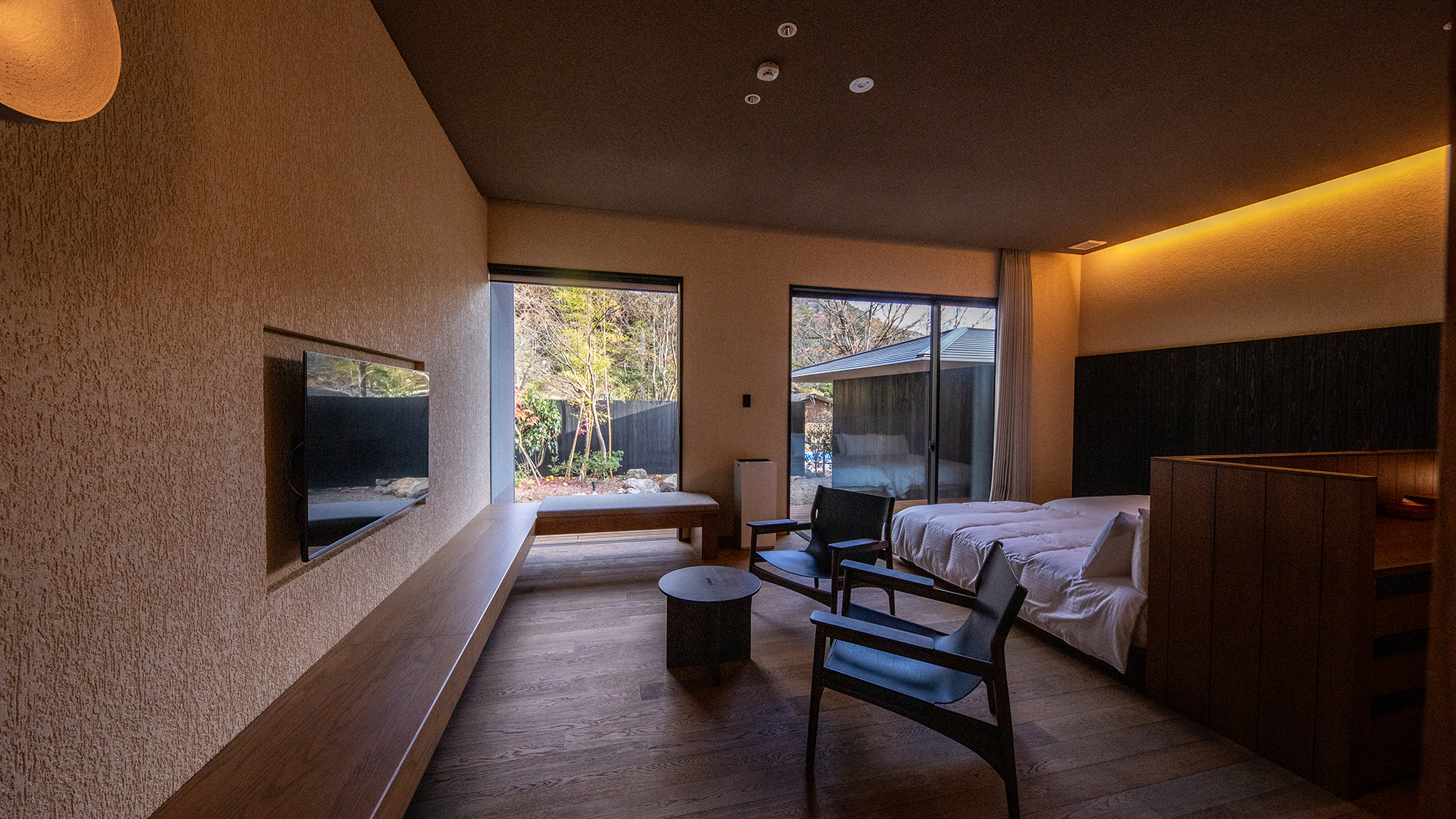 MODA 03. 陰影を楽しむ、大人の客室