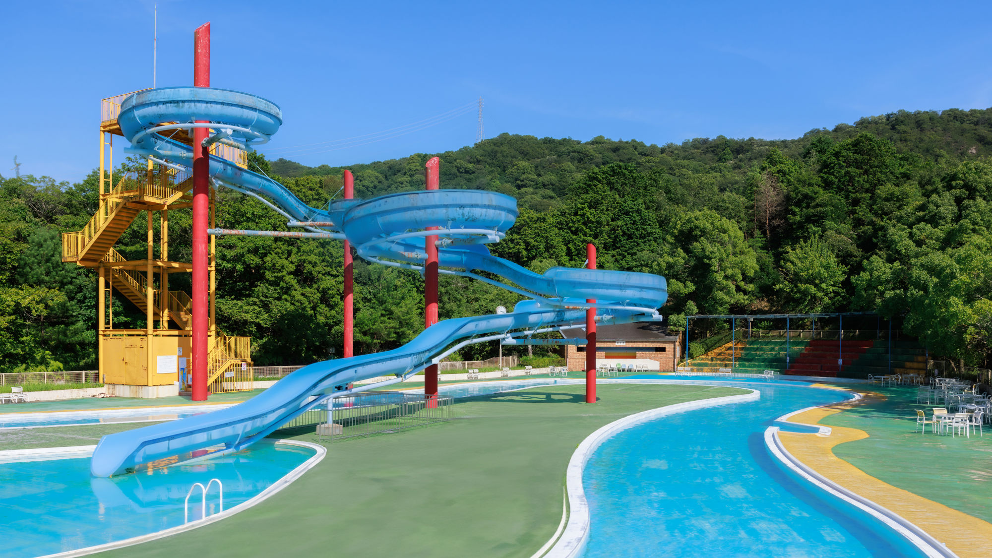 敷地内【千の杜】屋外プール（夏季限定）