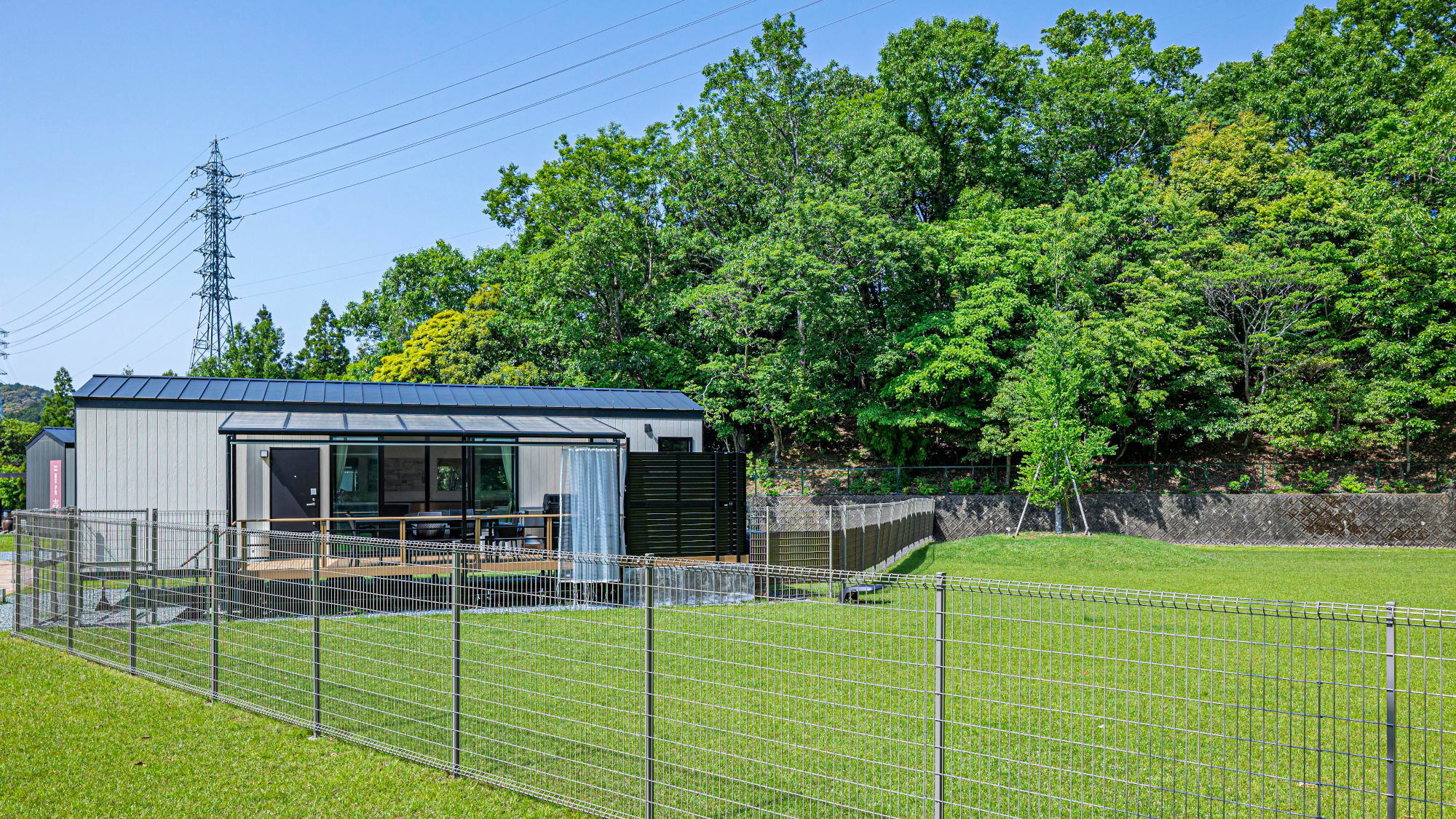 【トレーラーハウス】