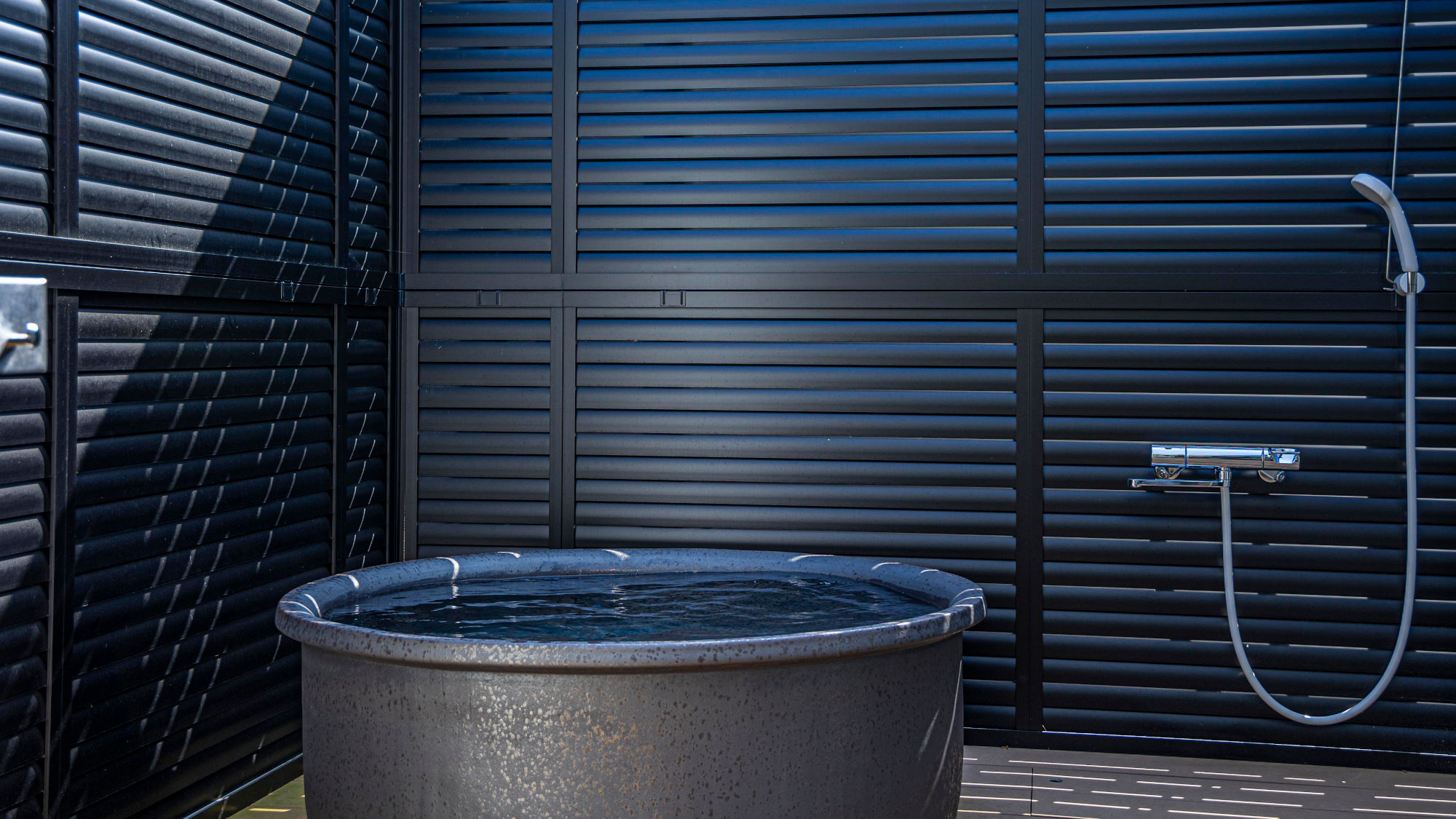 【トレーラーハウス】自然を感じながら寛ぐ、プライベート露天風呂