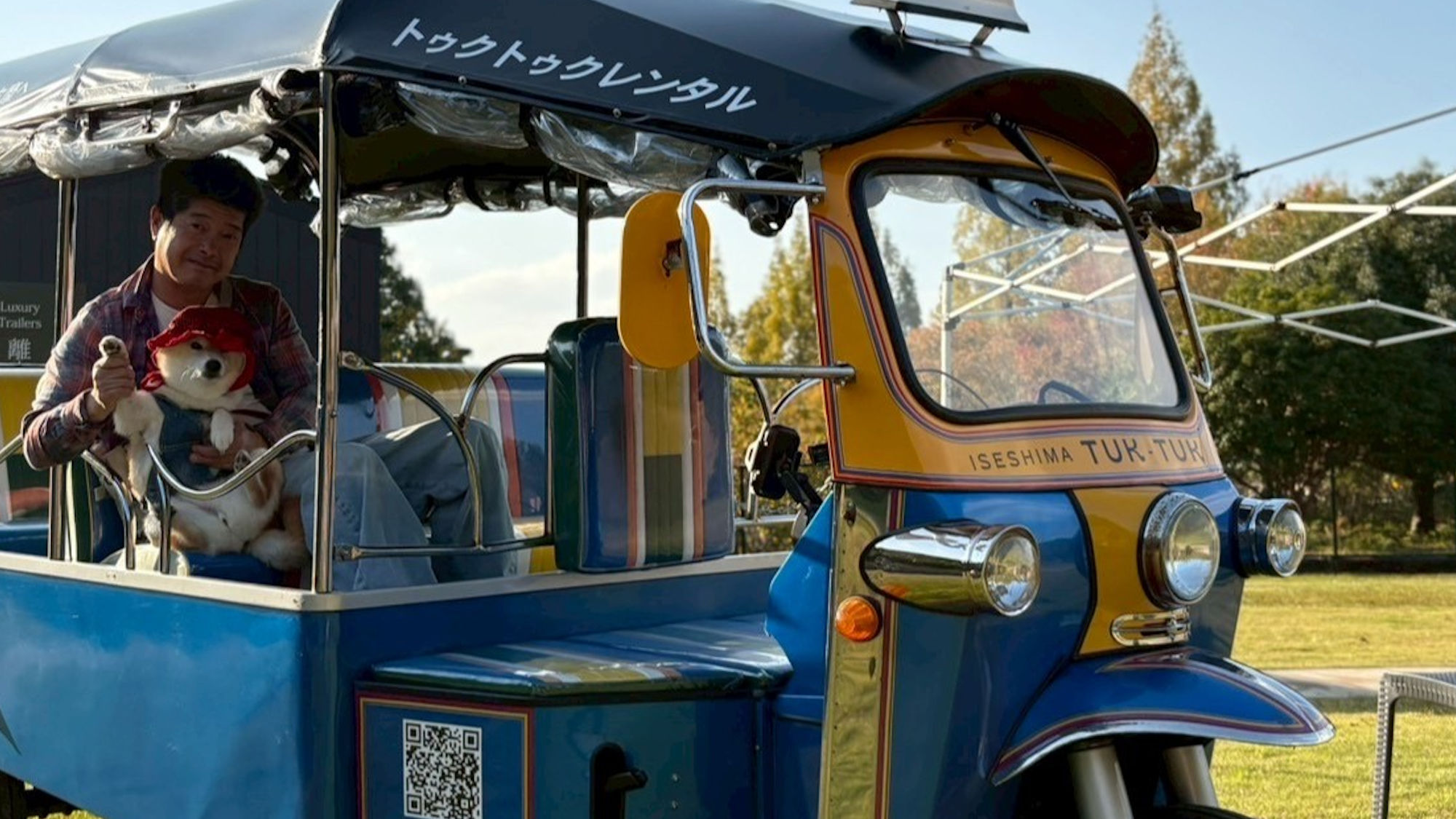 異国情緒あふれるトゥクトゥクで、旅気分を満喫