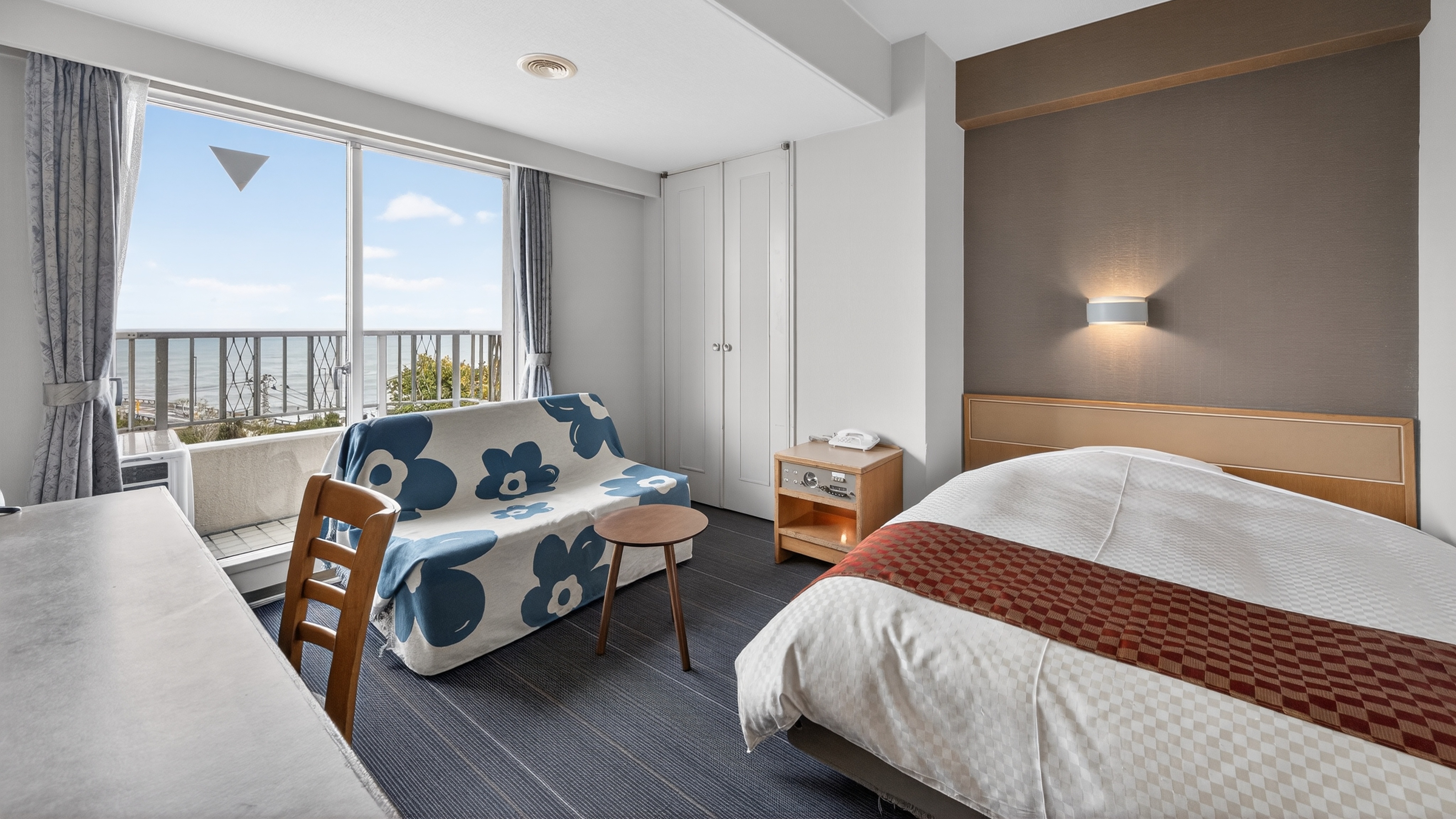 【禁煙】オーシャンビューダブル｜海が見えるお部屋