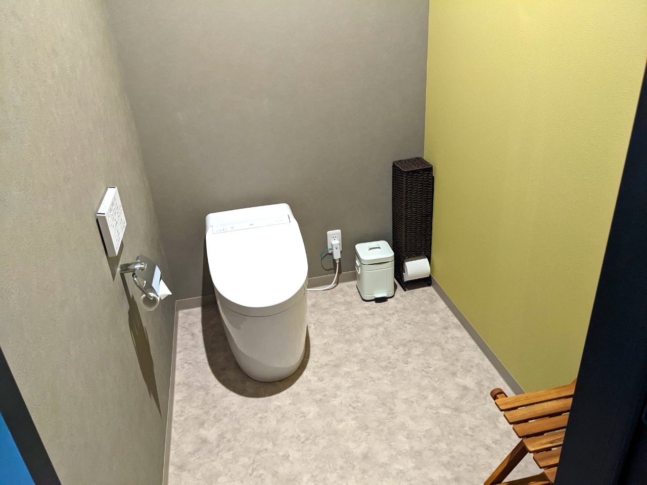 管理棟内トイレ