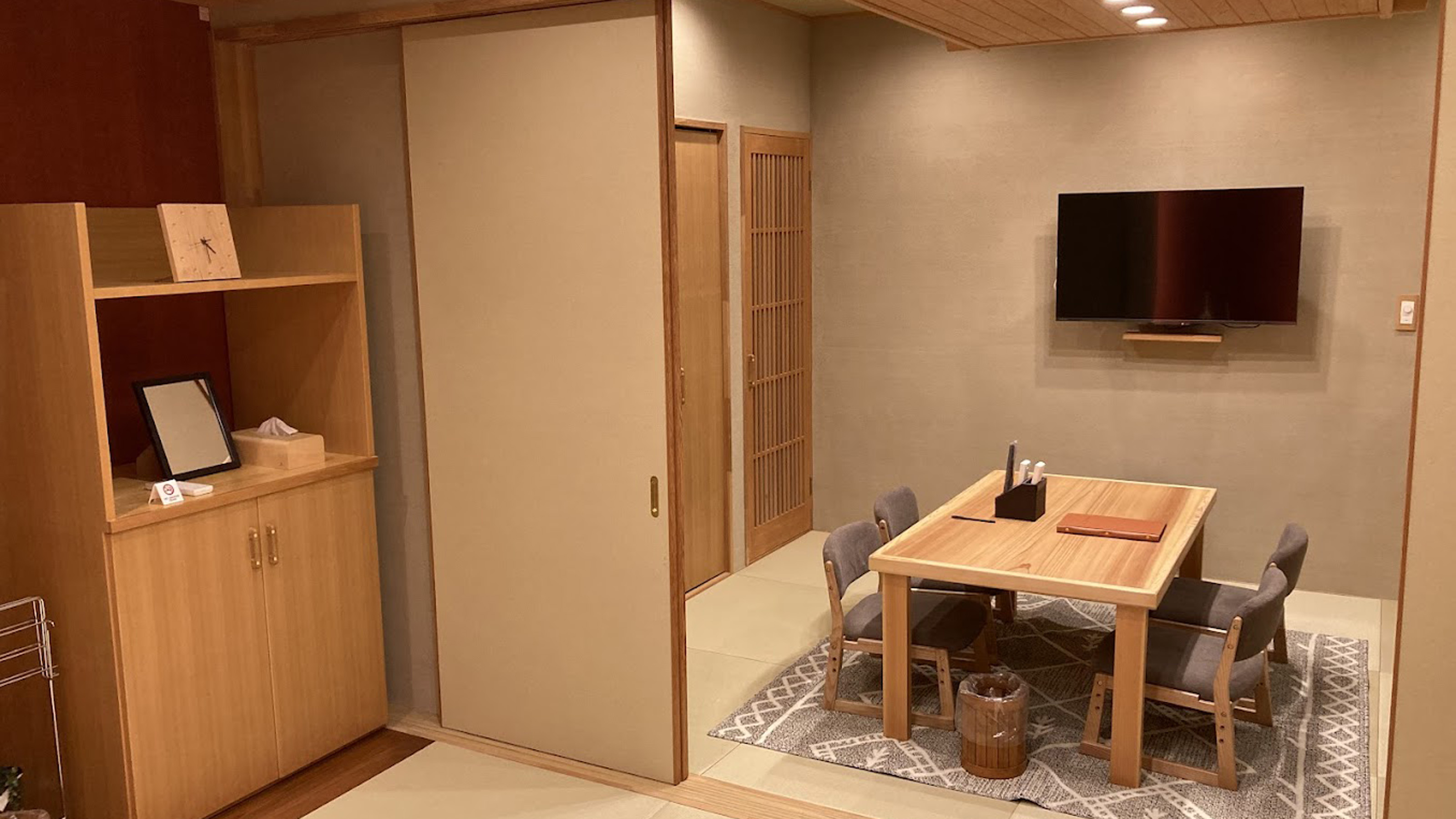 和室６＋８畳（トイレ・洗面・お風呂はついていないお部屋です）