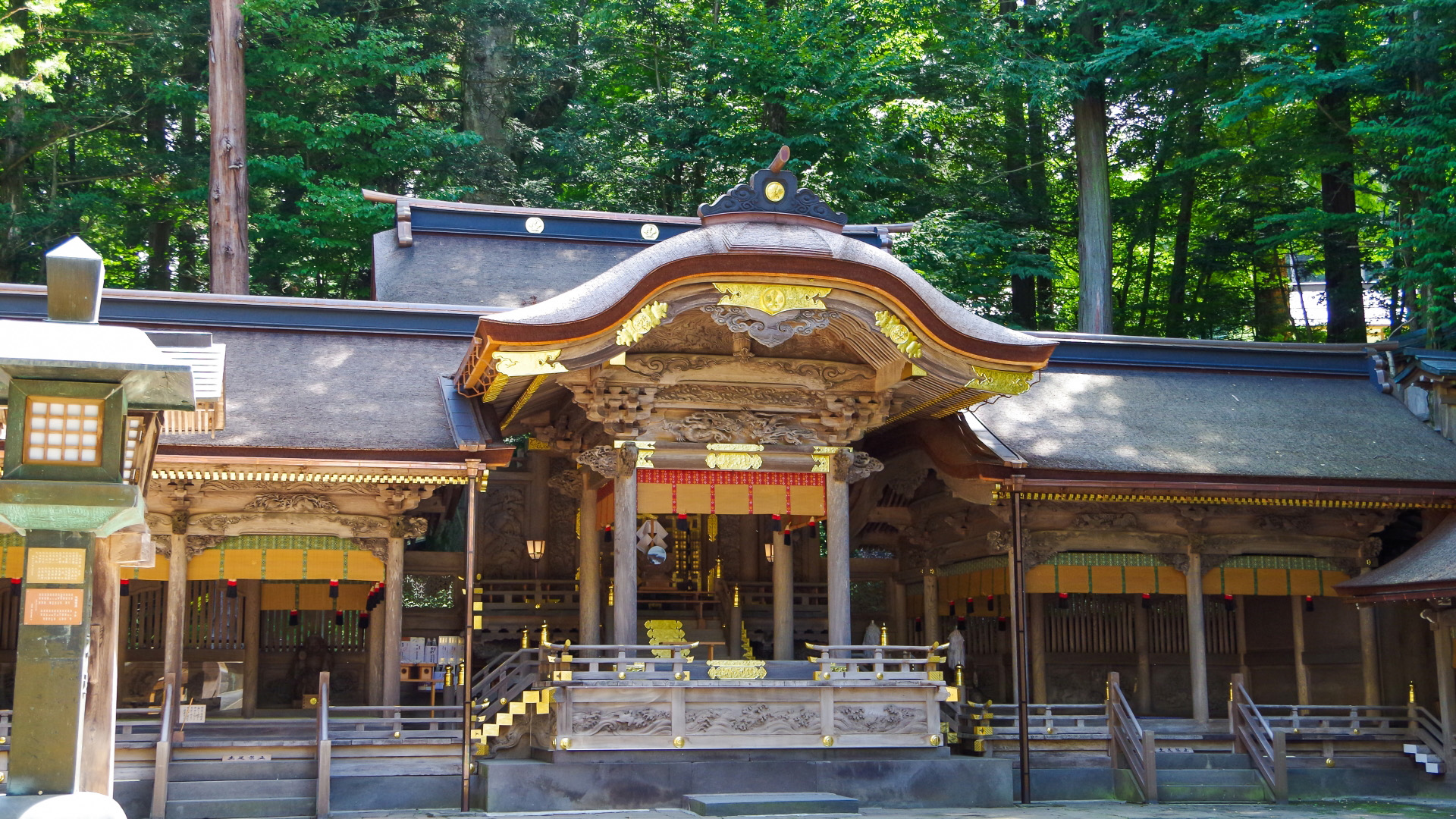 諏訪大社上社本宮