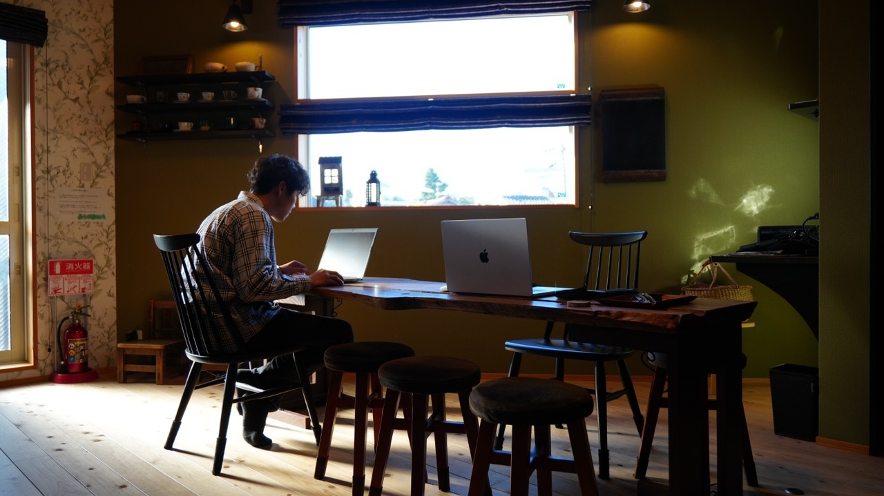 金沢一棟貸切｜ひのきの床と静かな住宅街で6人までゆっくり眠れる完全プライベート宿/観光地徒歩圏内