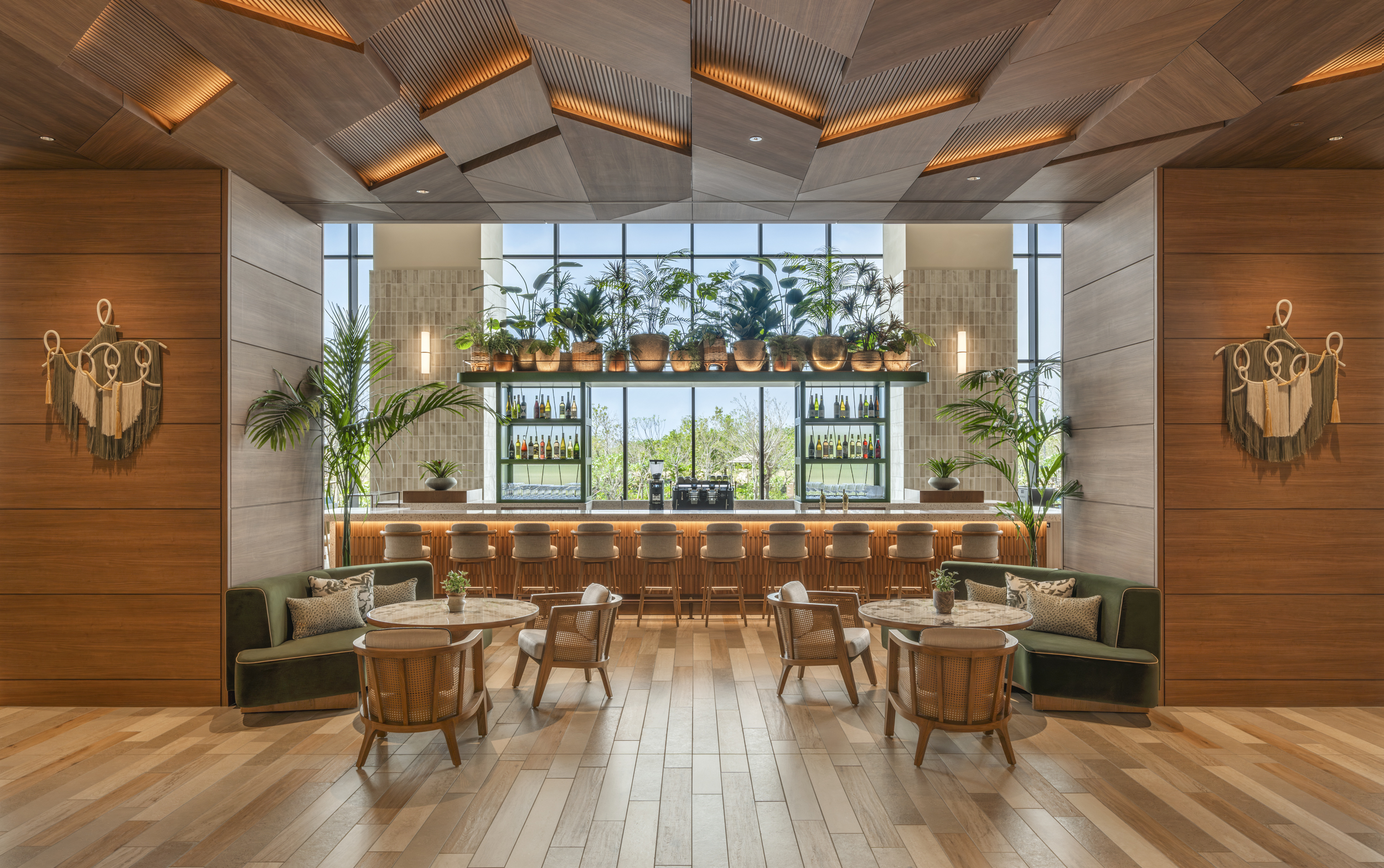 THE MA-SANS BEACH HOUSE （ザ・マーサンズ・ビーチハウス）